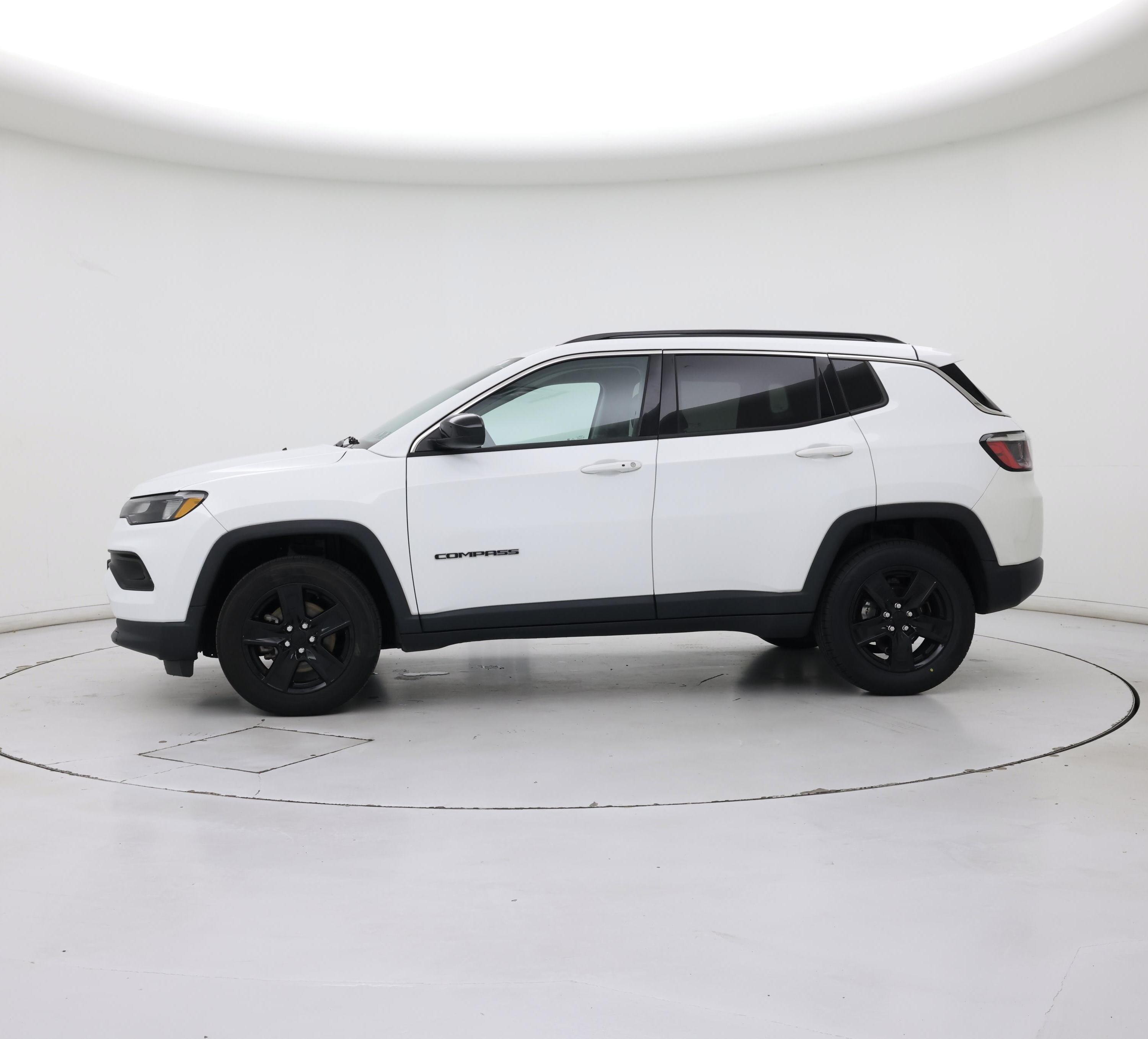 Thumbnail: 2022 Jeep Compass - 3