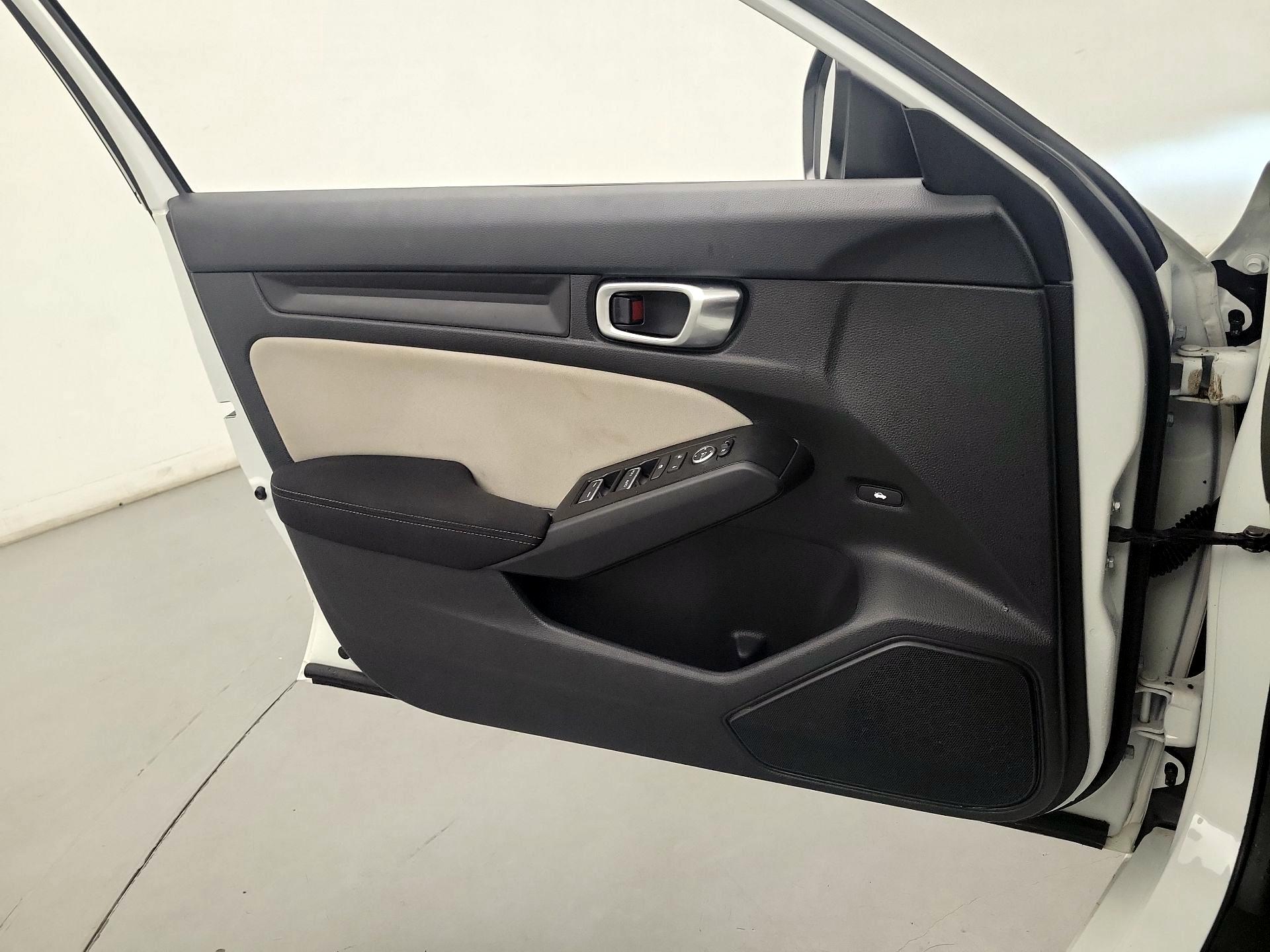 Thumbnail: 2024 Honda Civic - 10