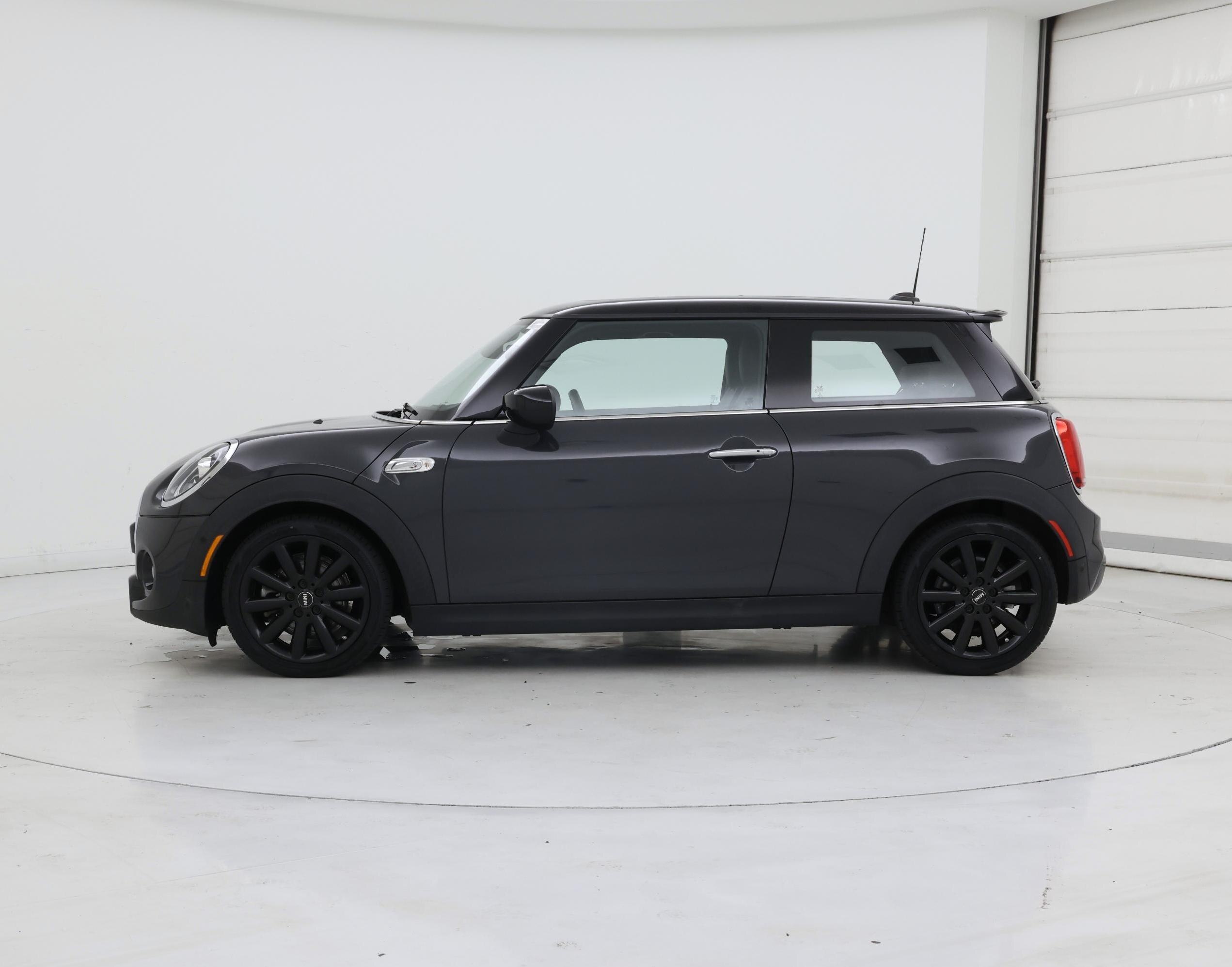 Thumbnail: 2021 MINI Cooper Hardtop - 3