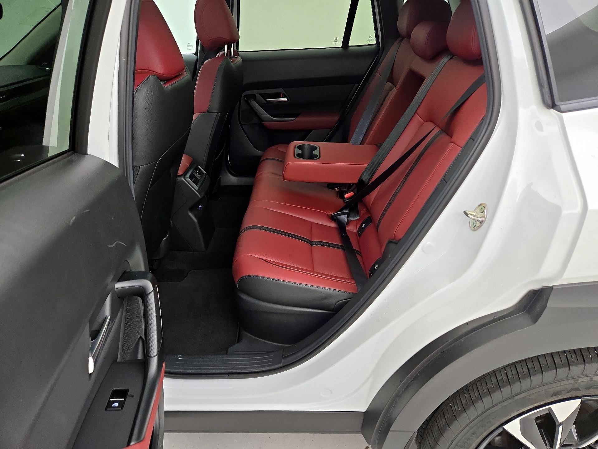 Thumbnail: 2025 Mazda CX-50 - 20