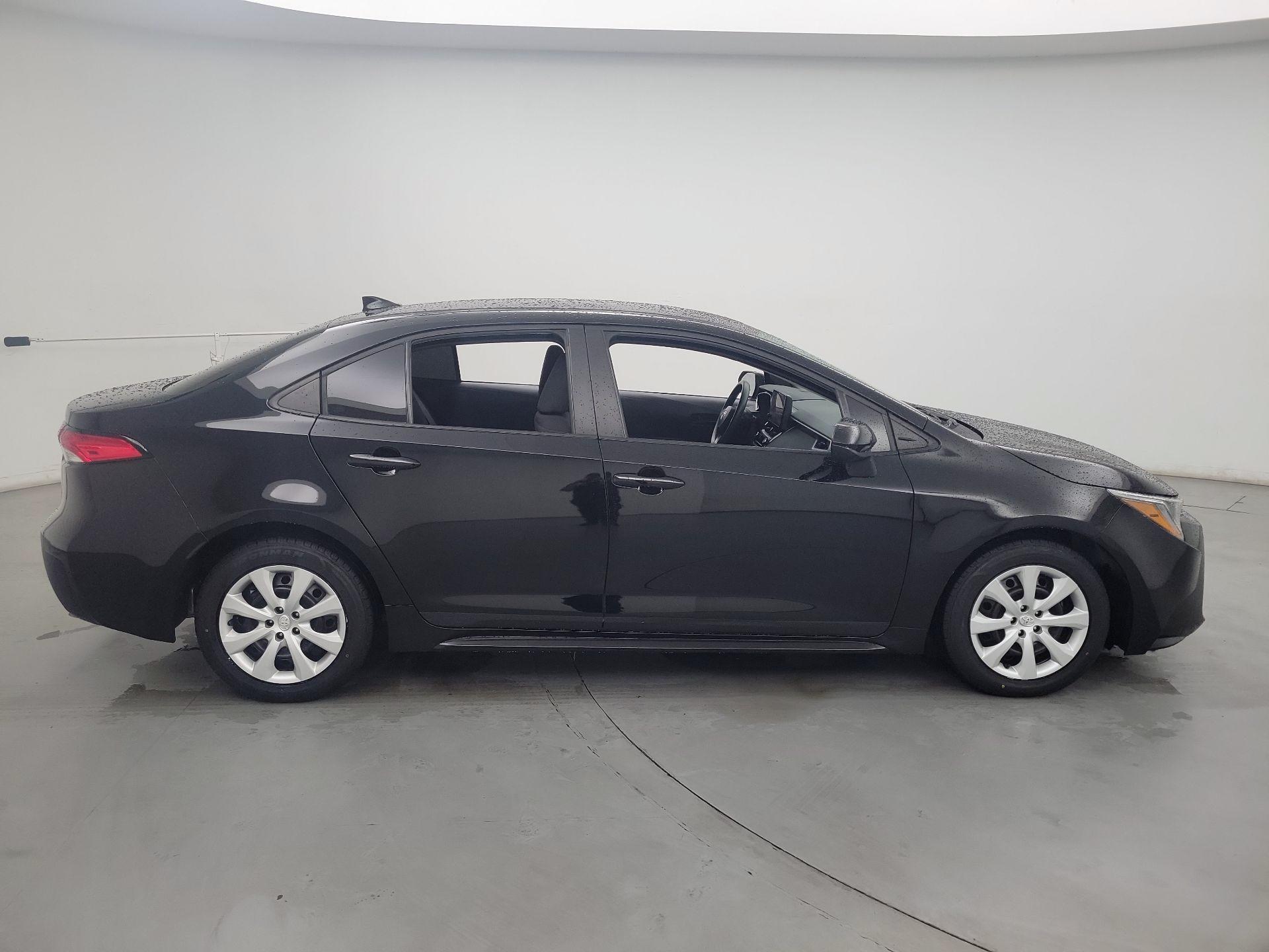 Thumbnail: 2024 Toyota Corolla - 4