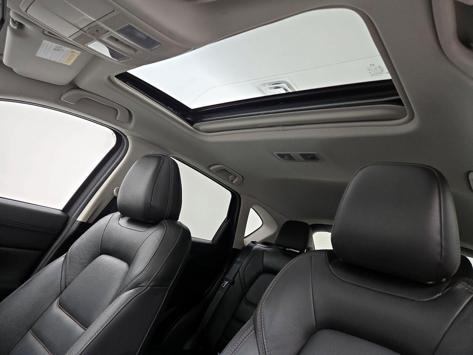 Sunroof(s) & Overhead Airbags
