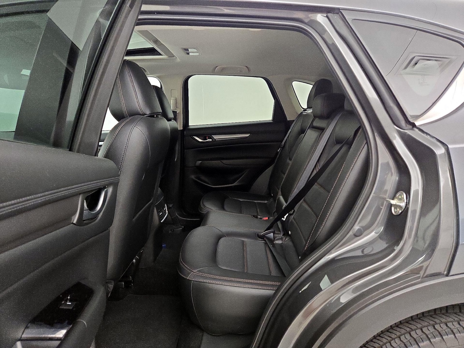 2023 Mazda CX-5 S Preferred package - Photo 21