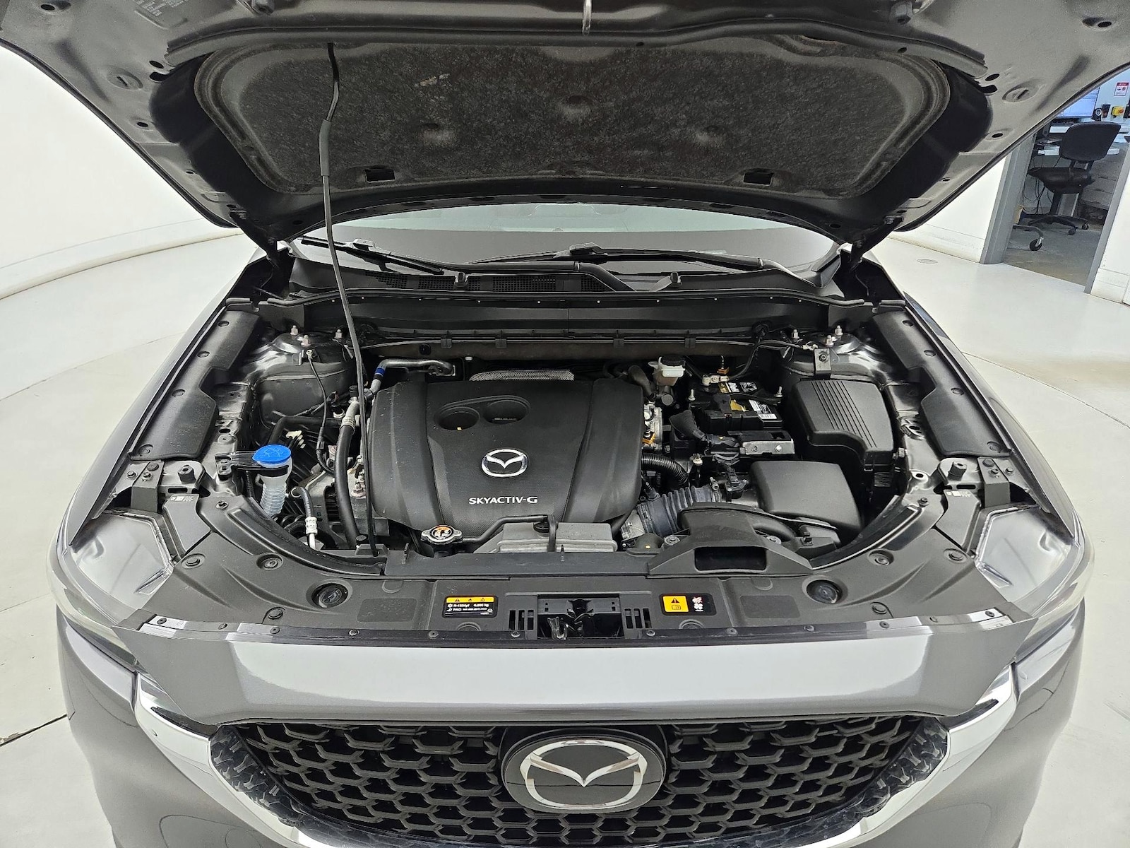 2023 Mazda CX-5 S Preferred package - Photo 23