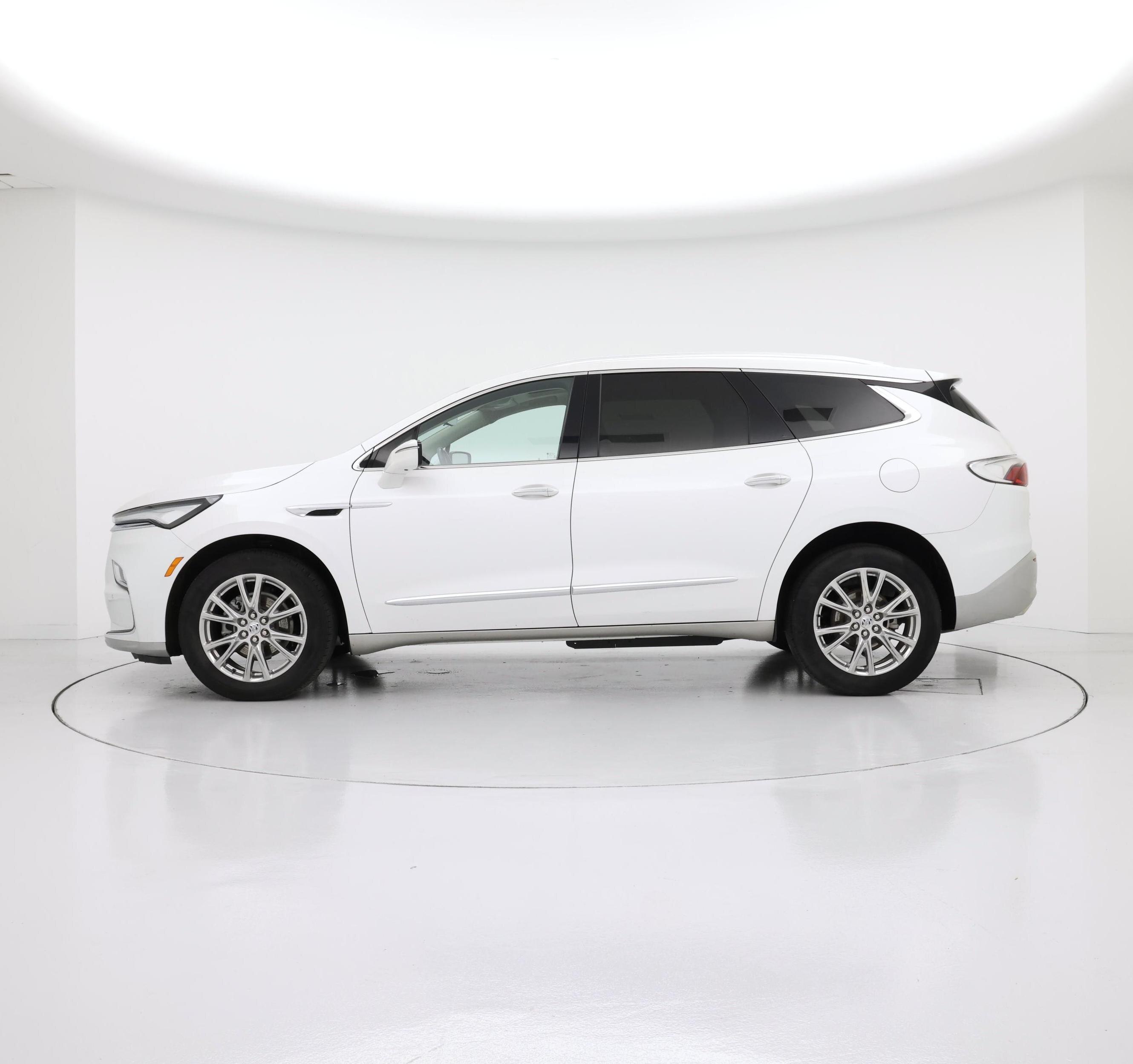 Thumbnail: 2023 Buick Enclave - 3