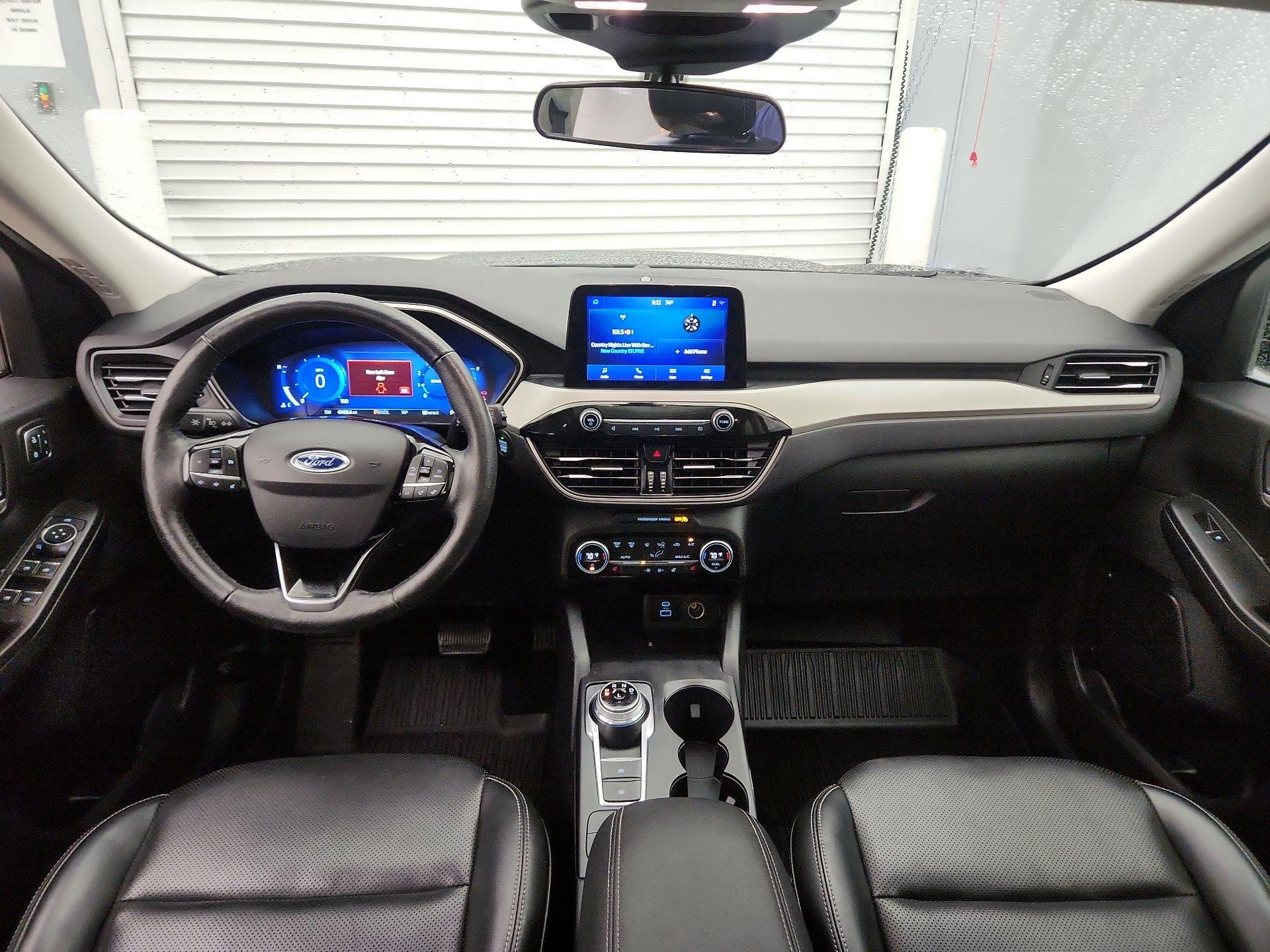 Thumbnail: 2021 Ford Escape - 9