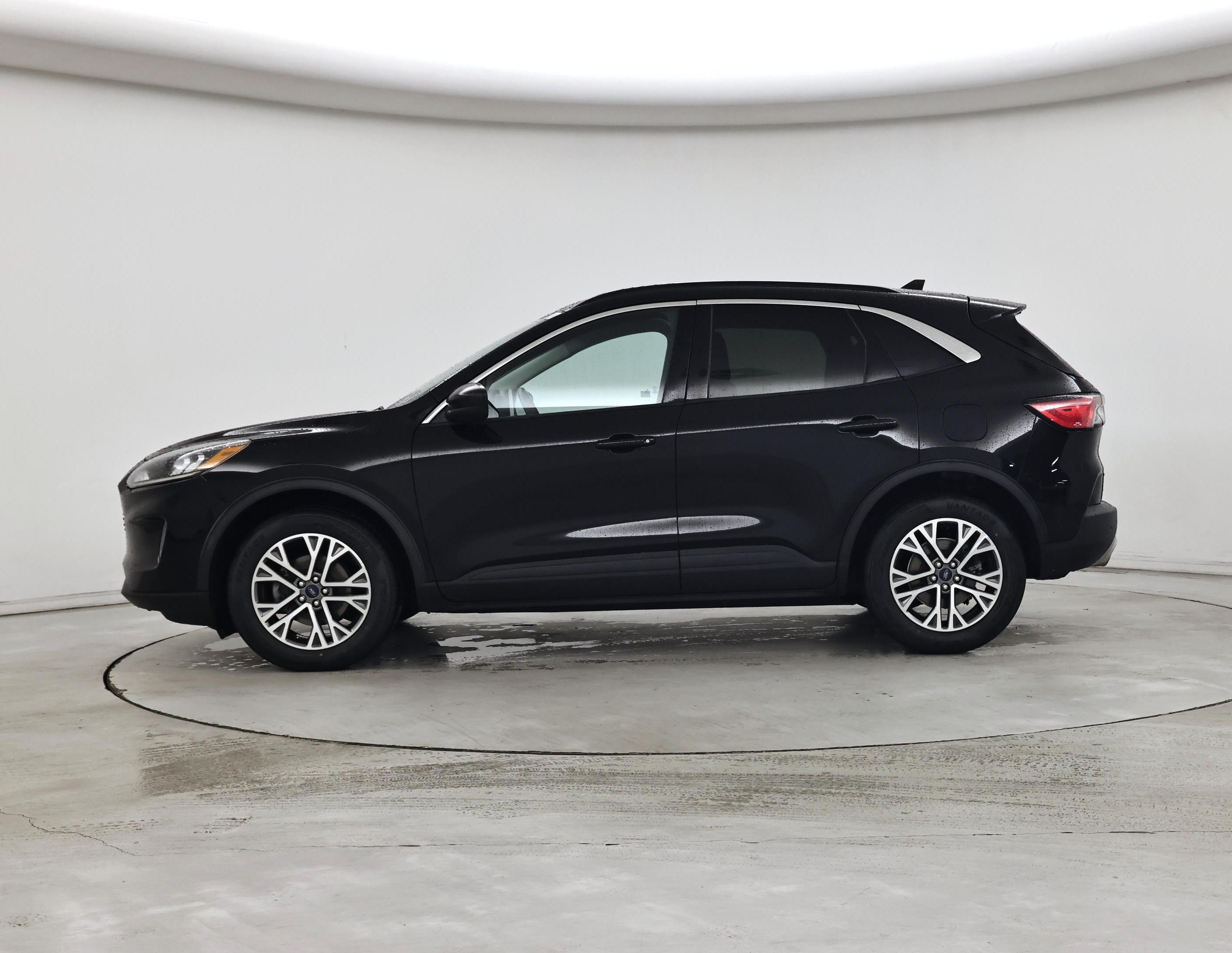 Thumbnail: 2021 Ford Escape - 3