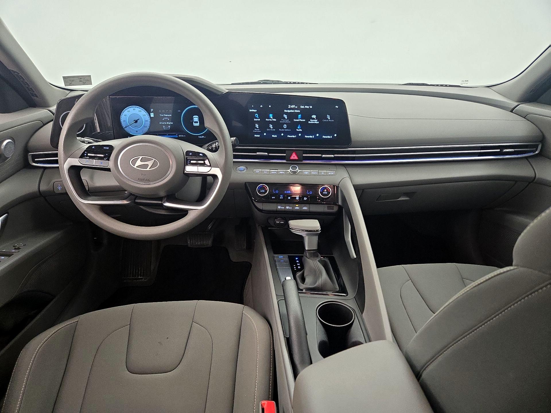 Thumbnail: 2024 Hyundai Elantra - 9