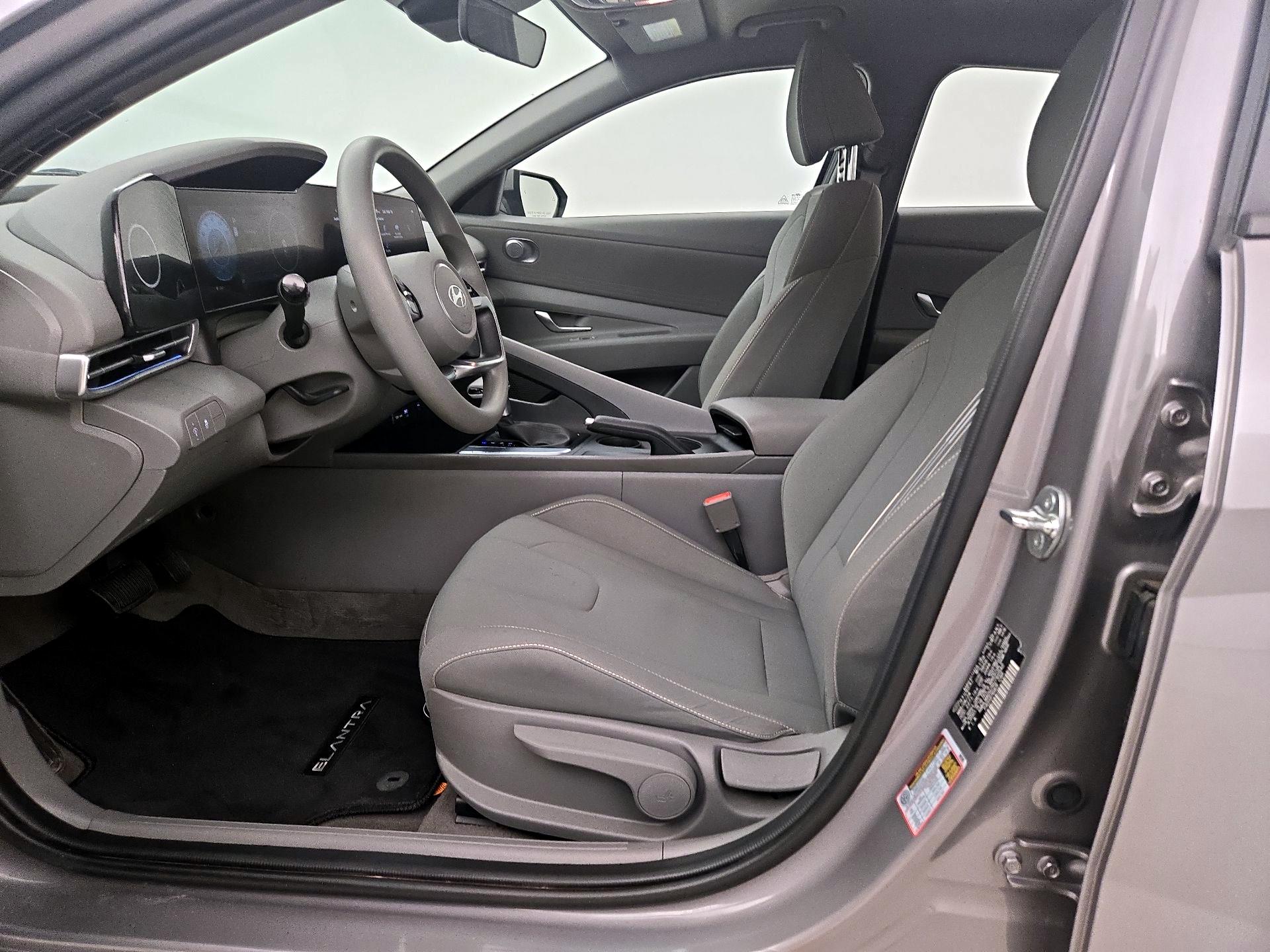 Thumbnail: 2024 Hyundai Elantra - 11