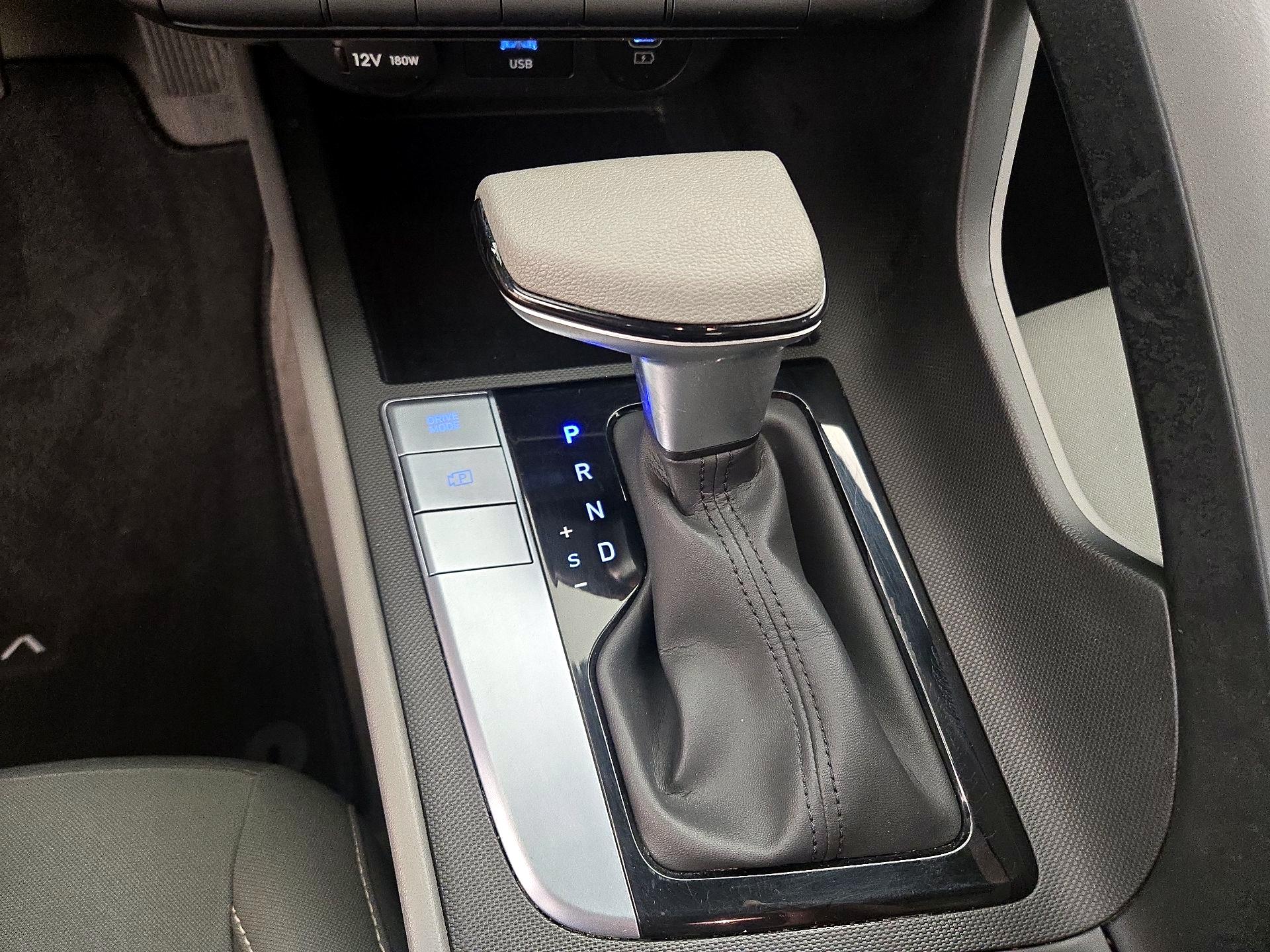 Thumbnail: 2024 Hyundai Elantra - 18