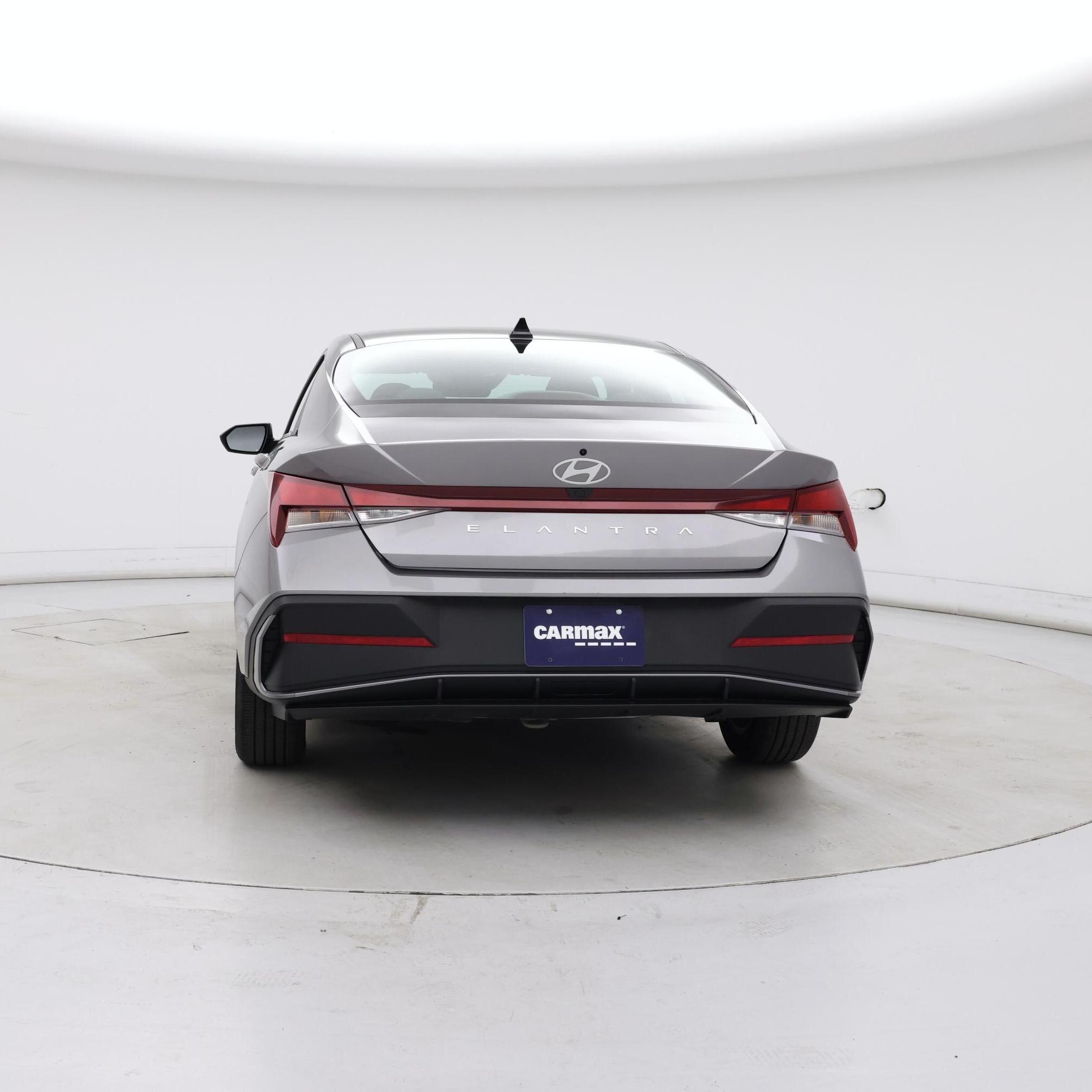 Thumbnail: 2024 Hyundai Elantra - 6