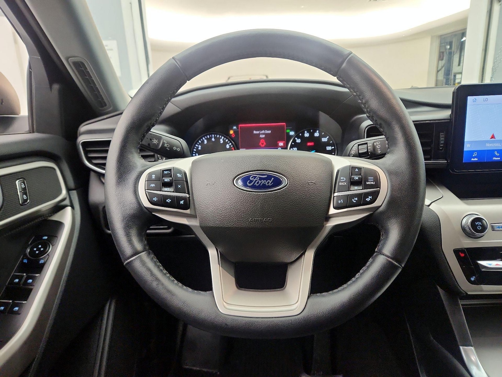 2022 Ford Explorer XLT - Photo 11