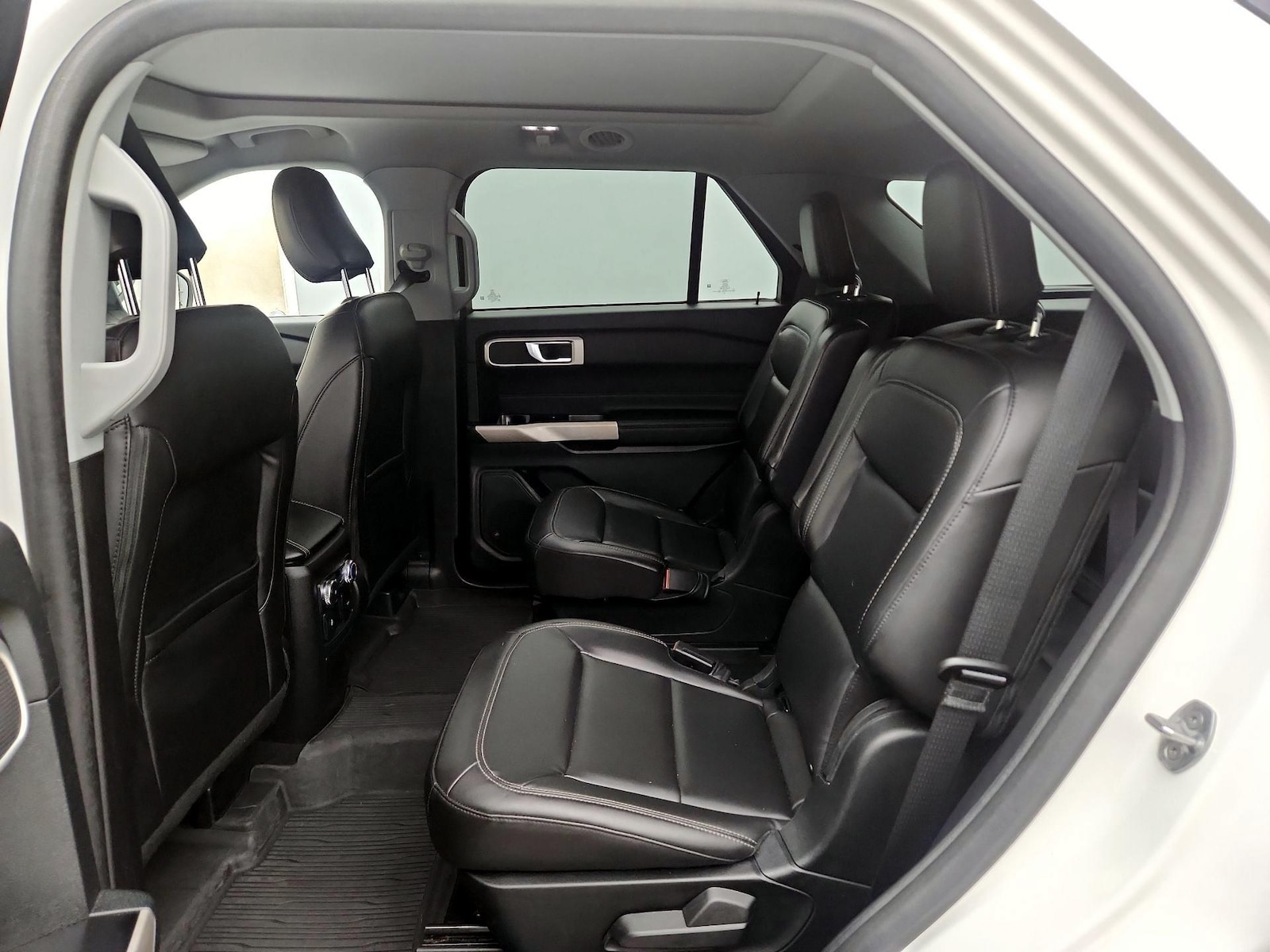 2022 Ford Explorer XLT - Photo 22