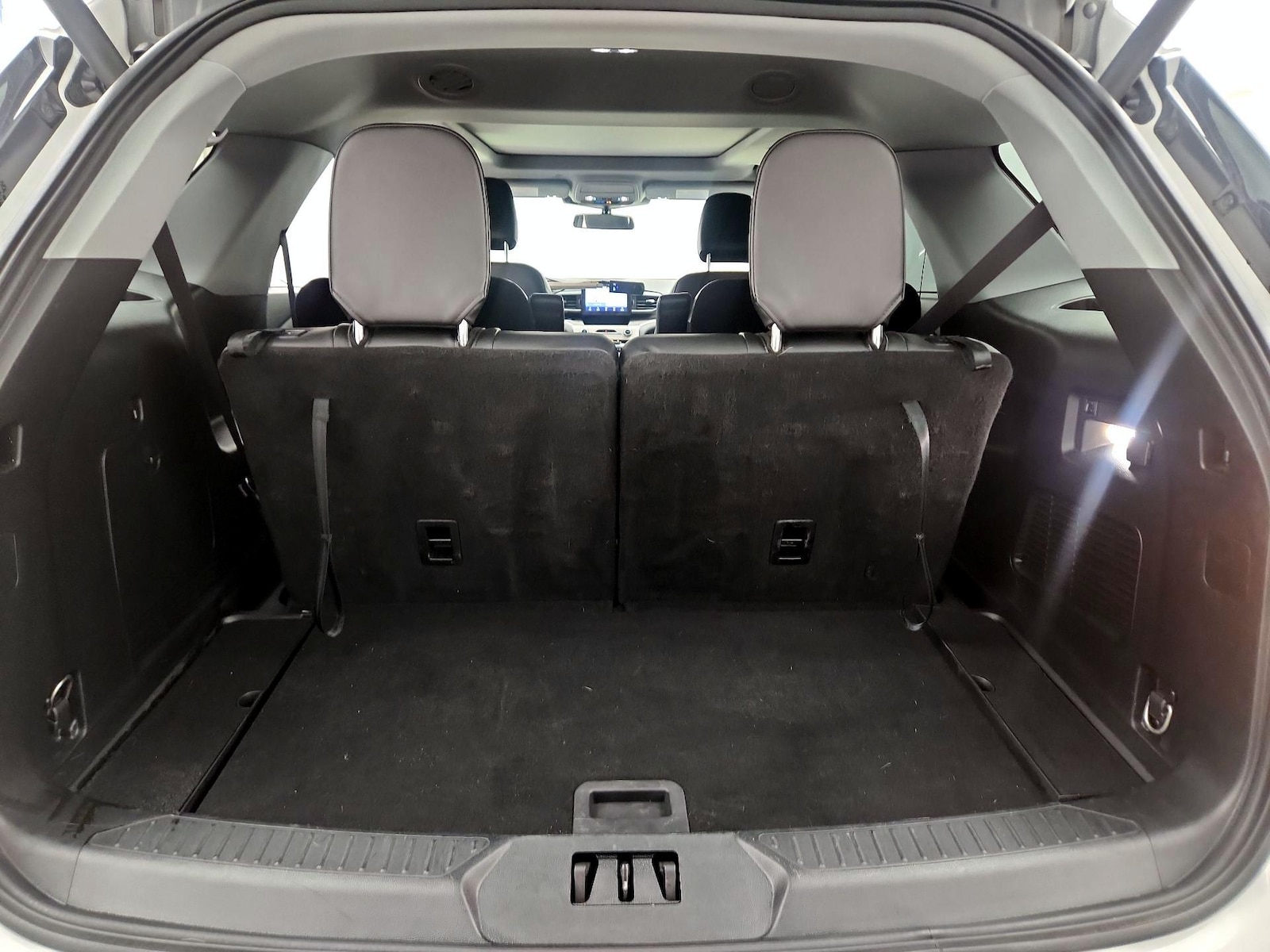 2022 Ford Explorer XLT - Photo 23