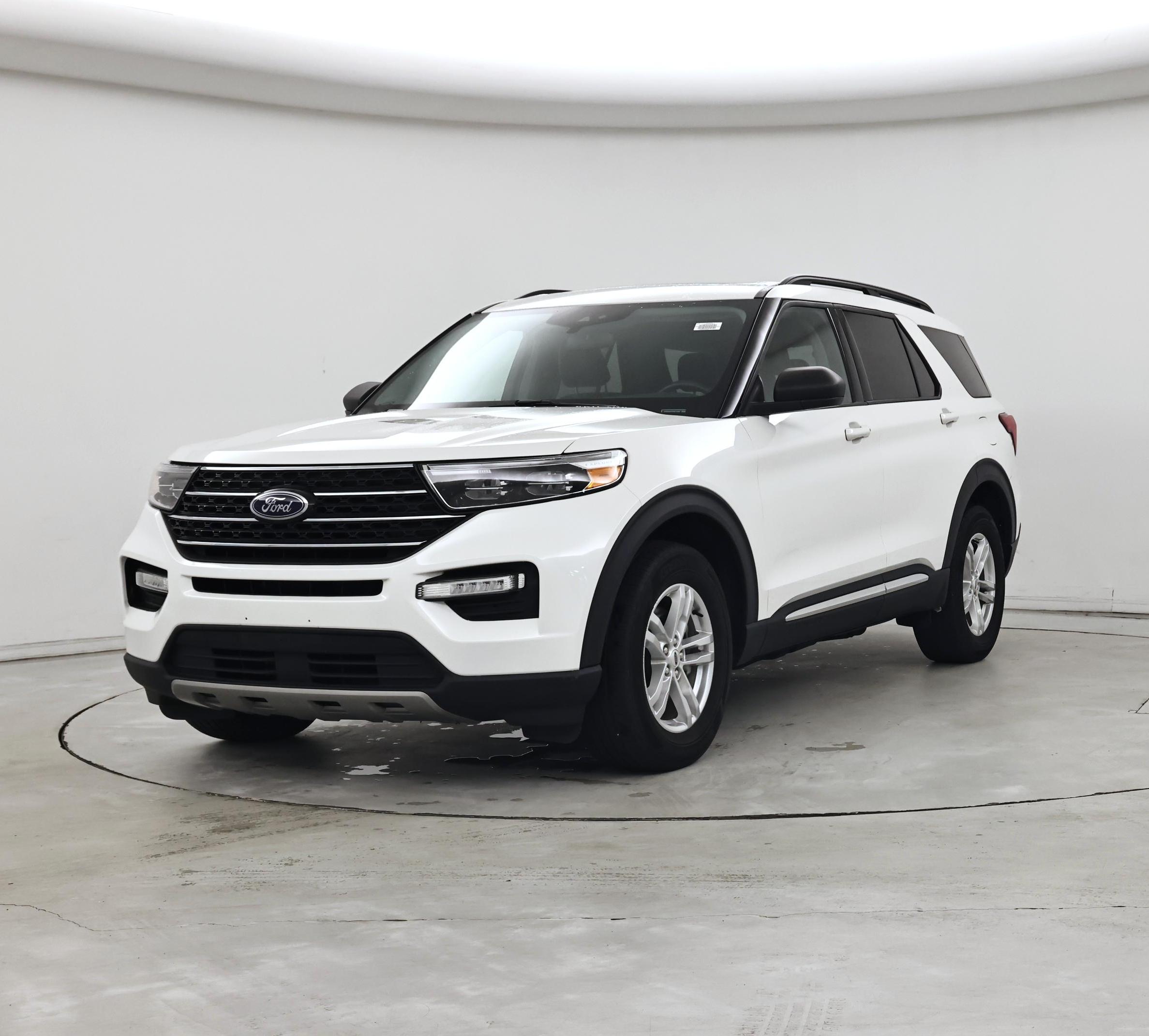 Thumbnail: 2022 Ford Explorer - 4