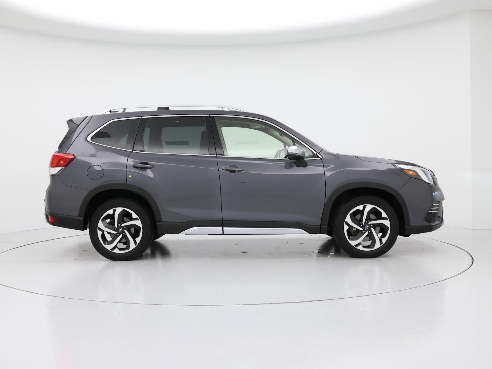 2024 Subaru Forester Touring - Photo 8