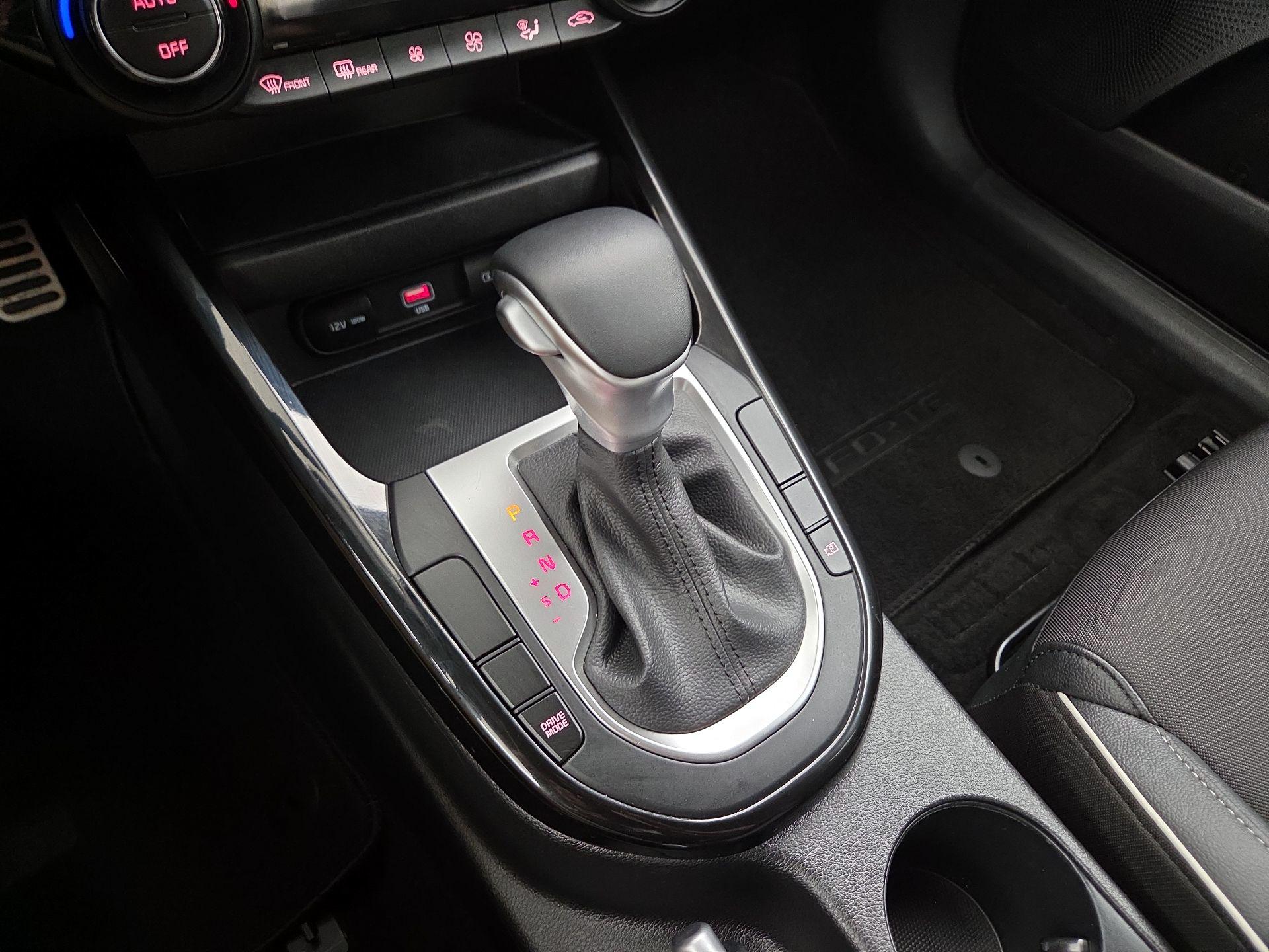 Thumbnail: 2023 Kia Forte - 18