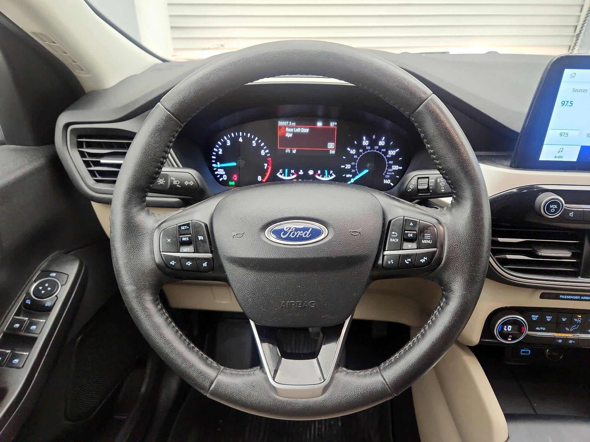 Thumbnail: 2021 Ford Escape - 10