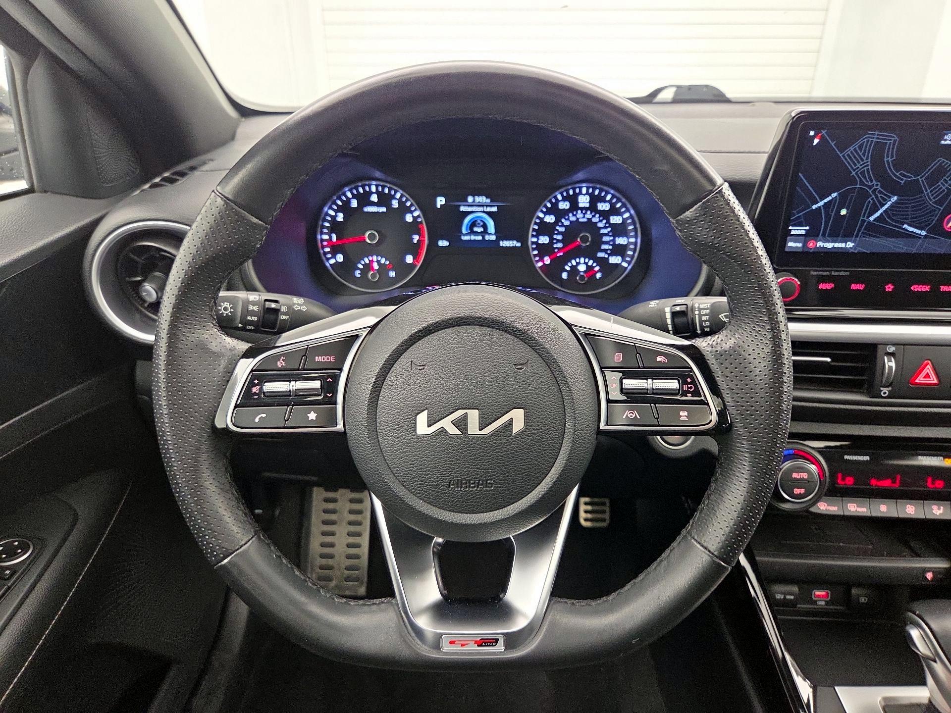 Thumbnail: 2022 Kia Forte - 10