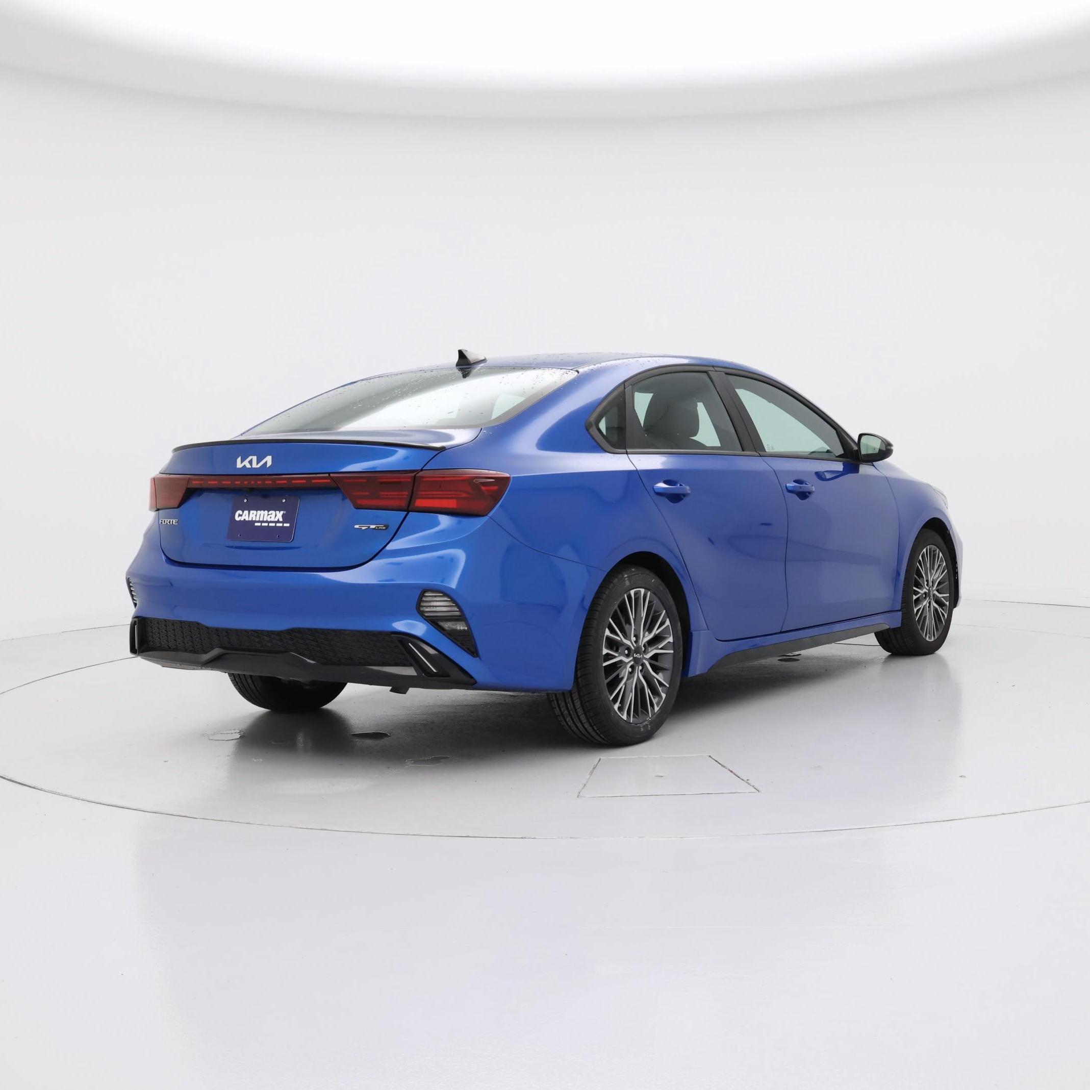 Thumbnail: 2022 Kia Forte - 8