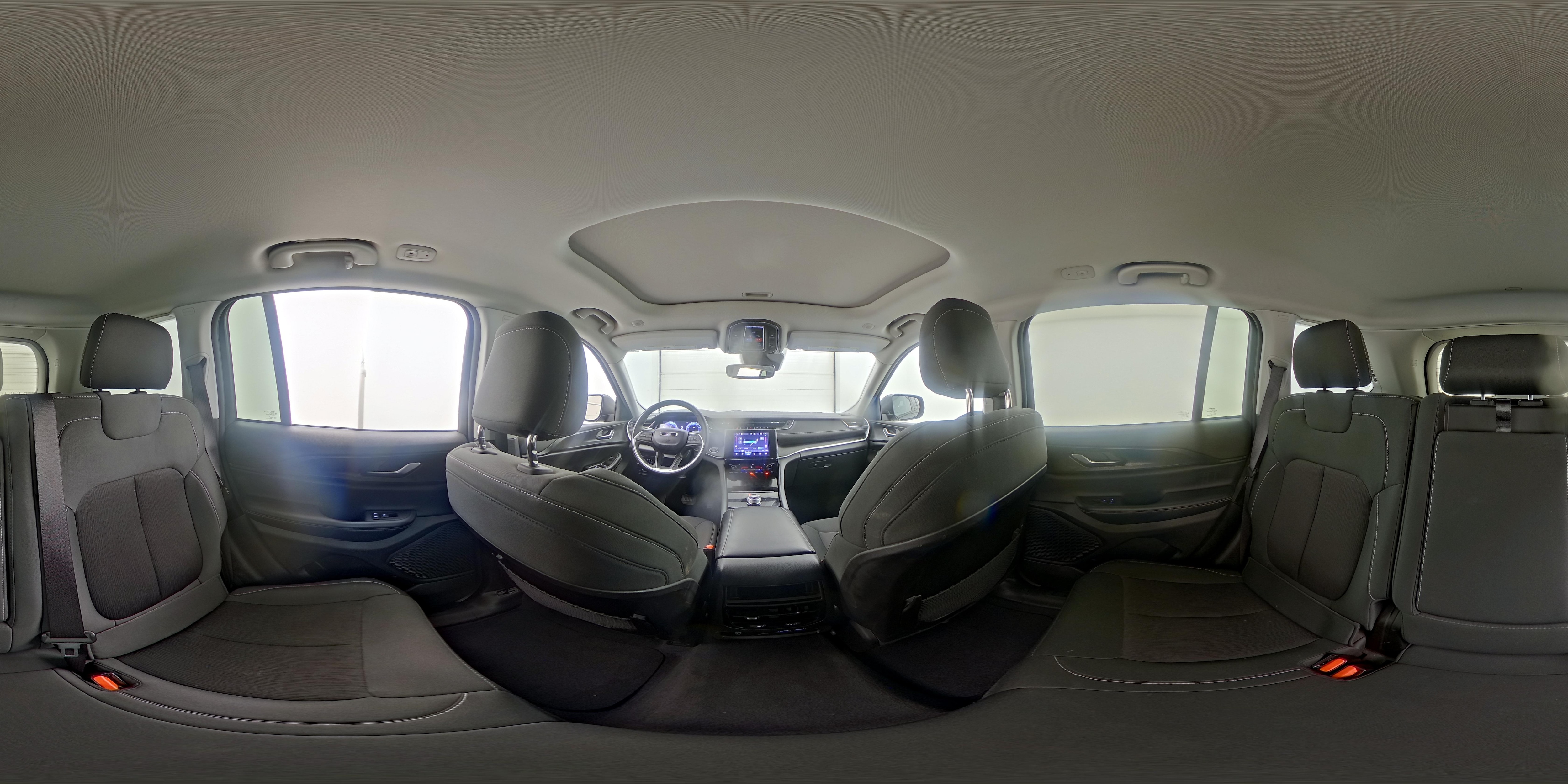 2023 Jeep Grand Cherokee Laredo - Photo 25