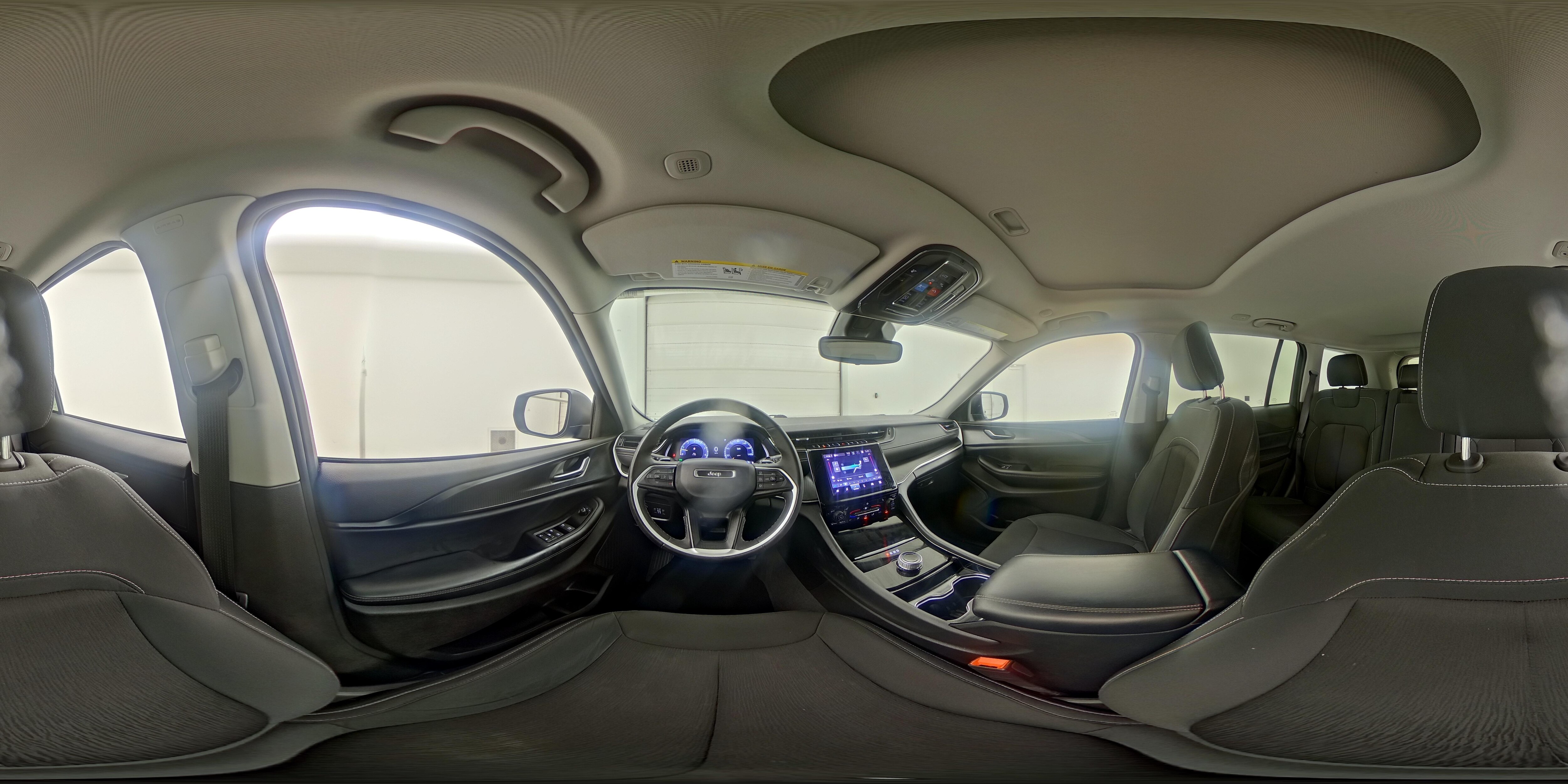 2023 Jeep Grand Cherokee Laredo - Photo 26