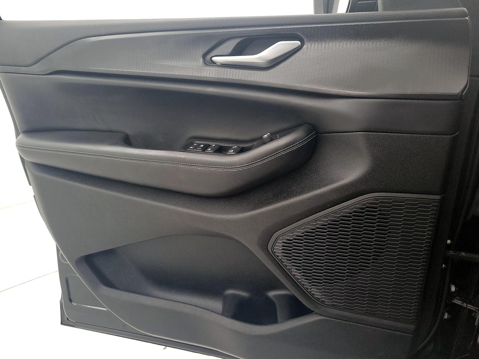 2023 Jeep Grand Cherokee Laredo - Photo 13