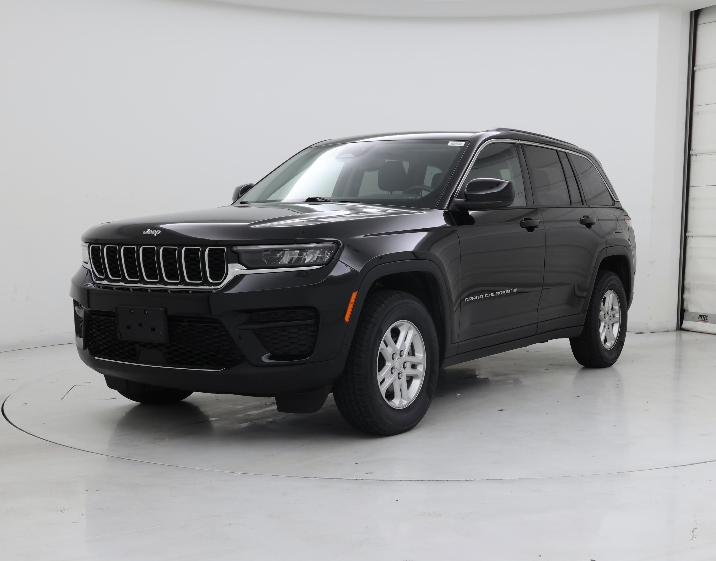 Thumbnail: 2023 Jeep Grand Cherokee - 4