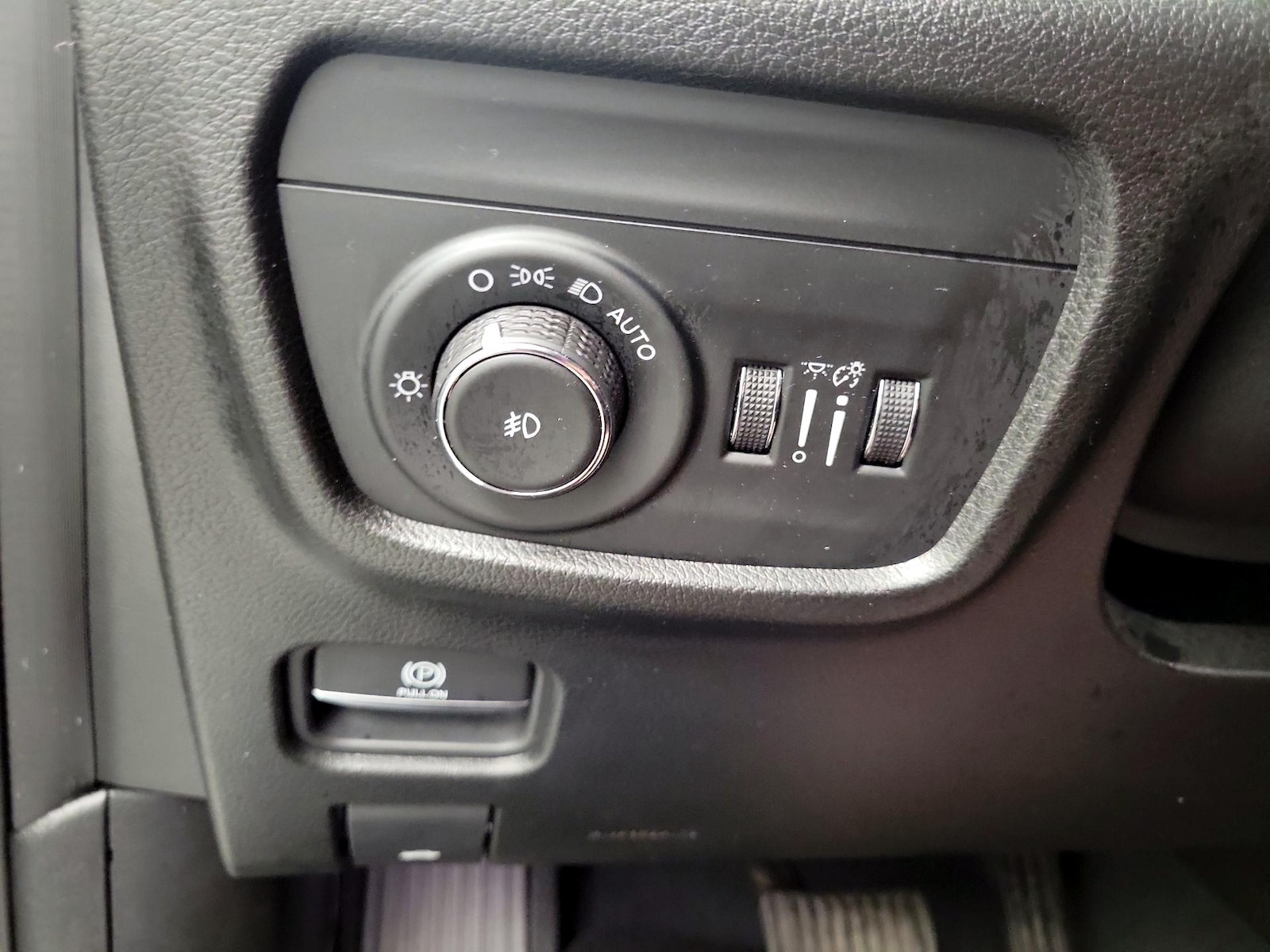 2023 Jeep Grand Cherokee Limited - Photo 12
