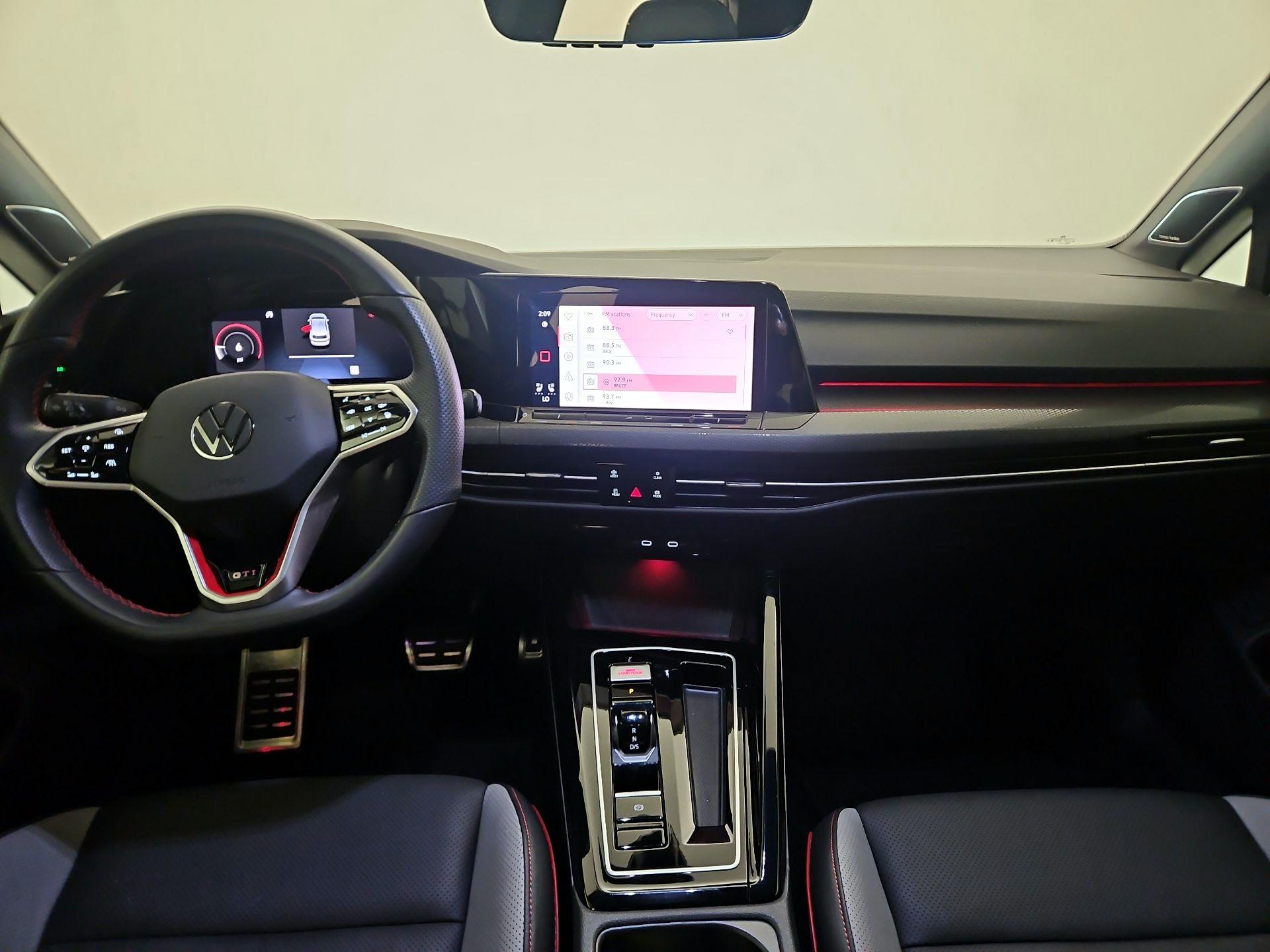 Thumbnail: 2024 Volkswagen Golf - 9