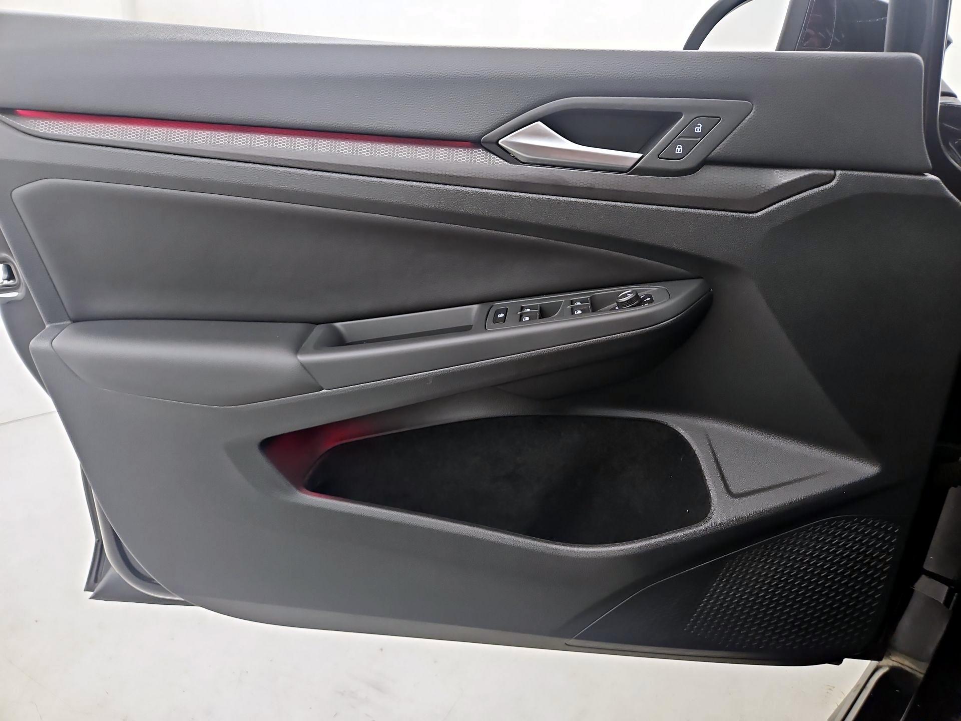 Thumbnail: 2024 Volkswagen Golf - 12