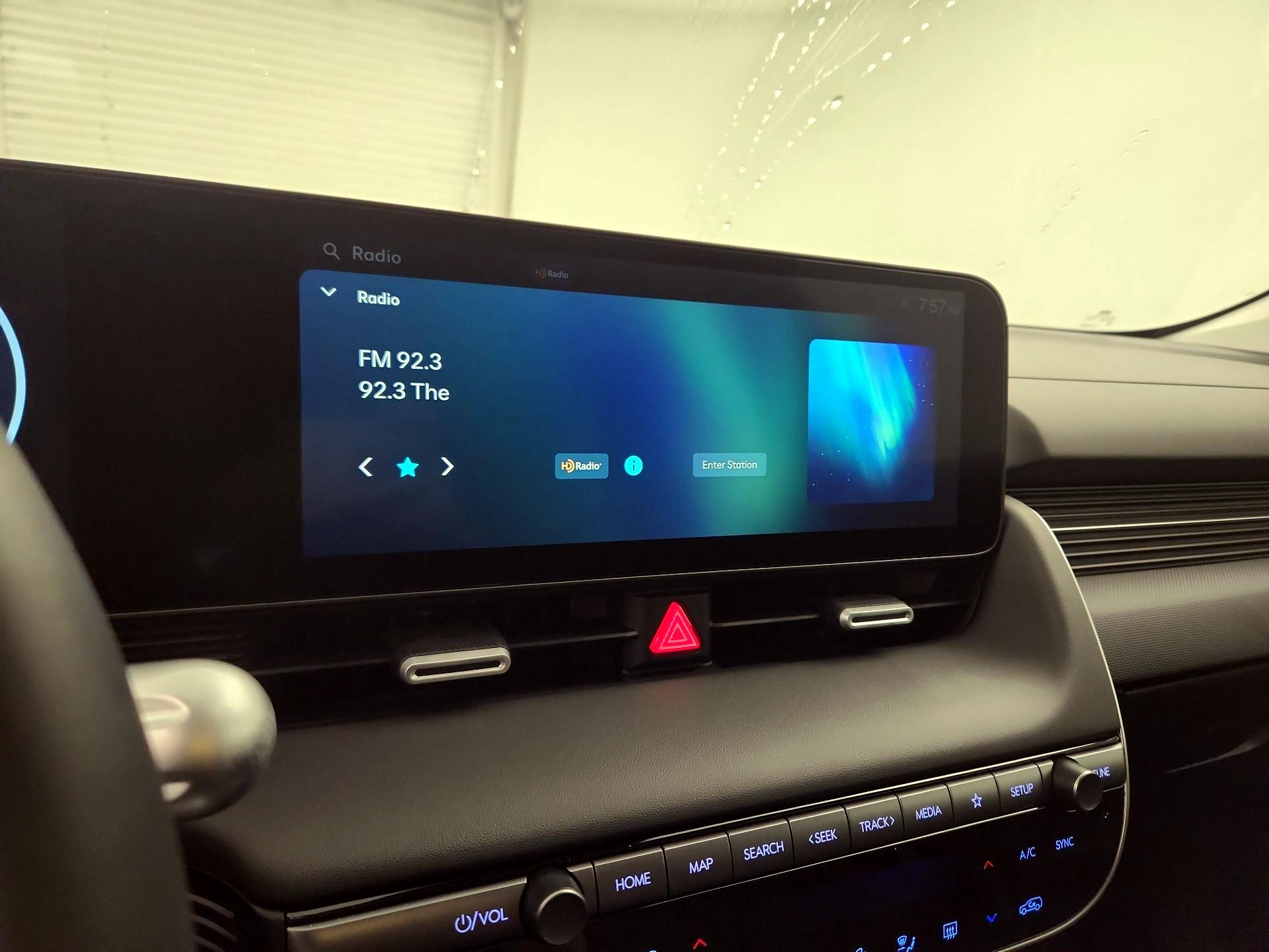 Thumbnail: 2025 Hyundai Ioniq 5 - 16