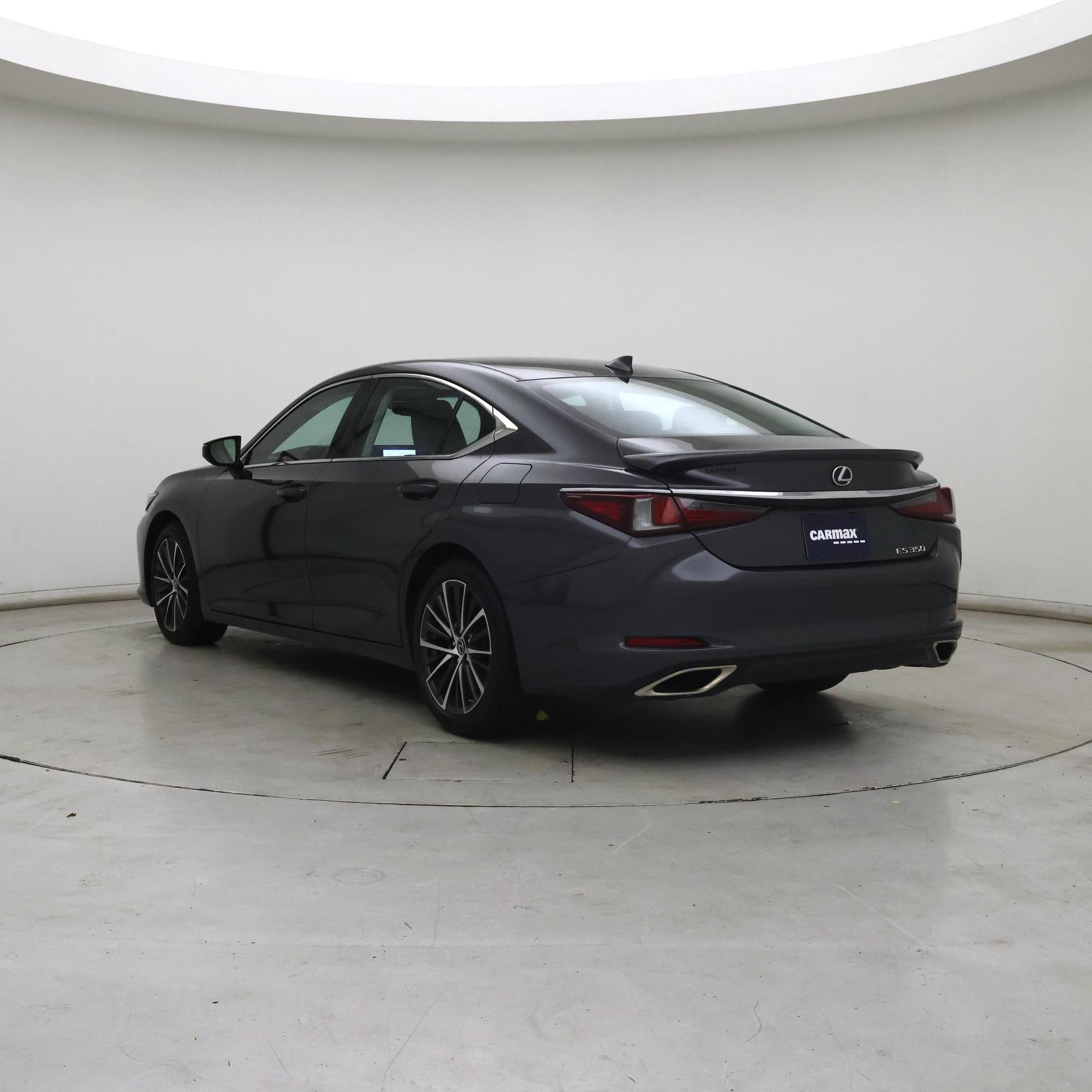 Thumbnail: 2023 Lexus ES - 2