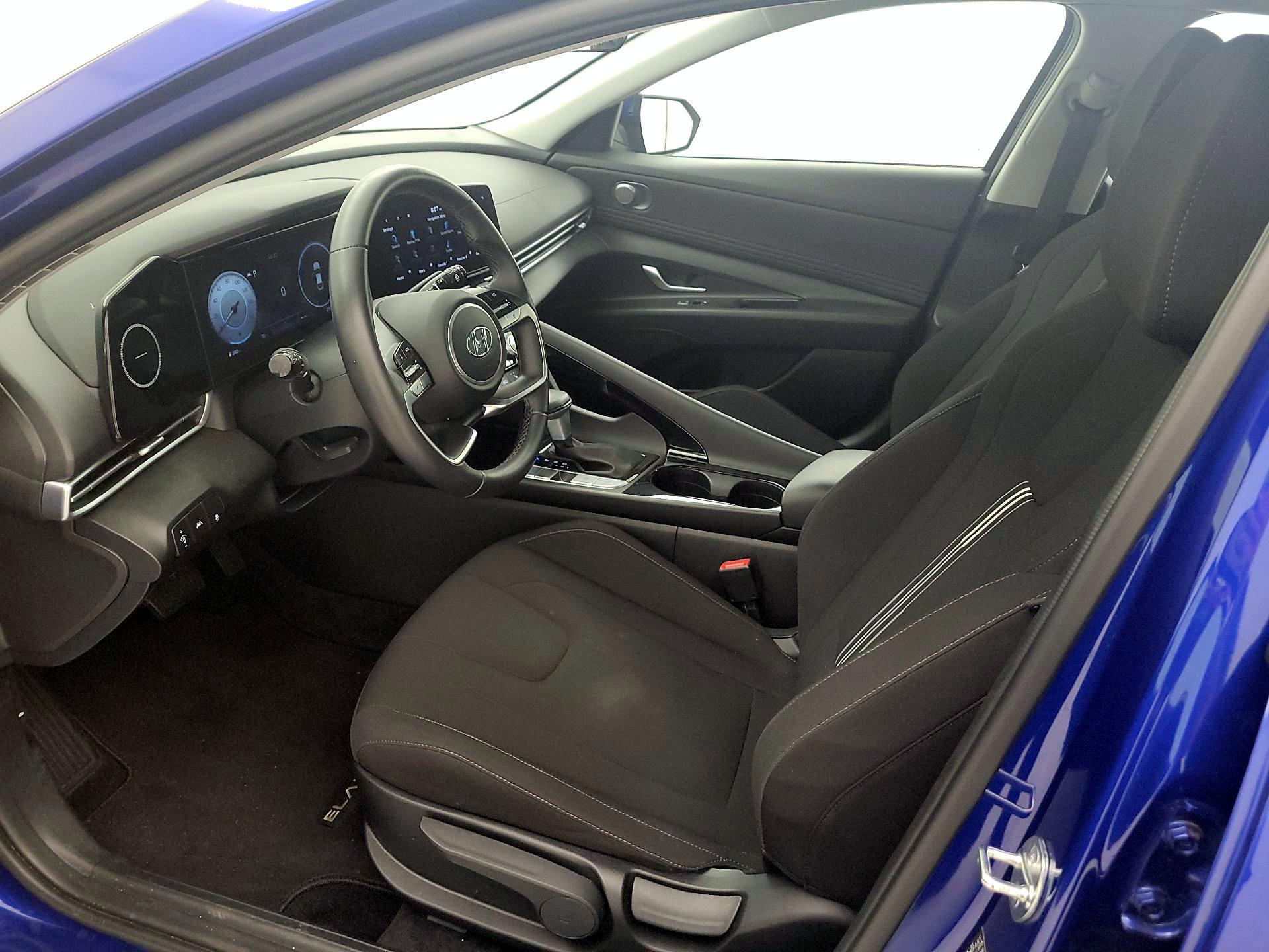 Thumbnail: 2023 Hyundai Elantra - 11