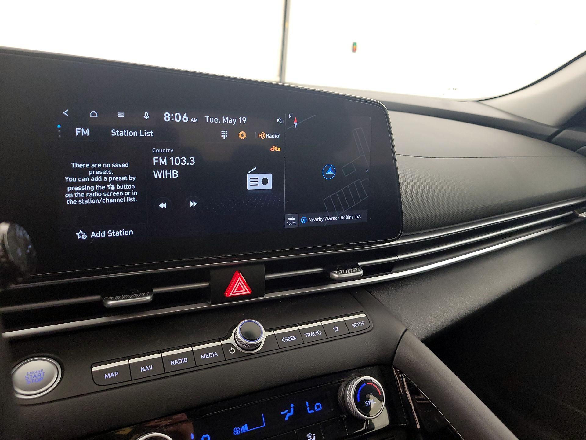 Thumbnail: 2023 Hyundai Elantra - 16