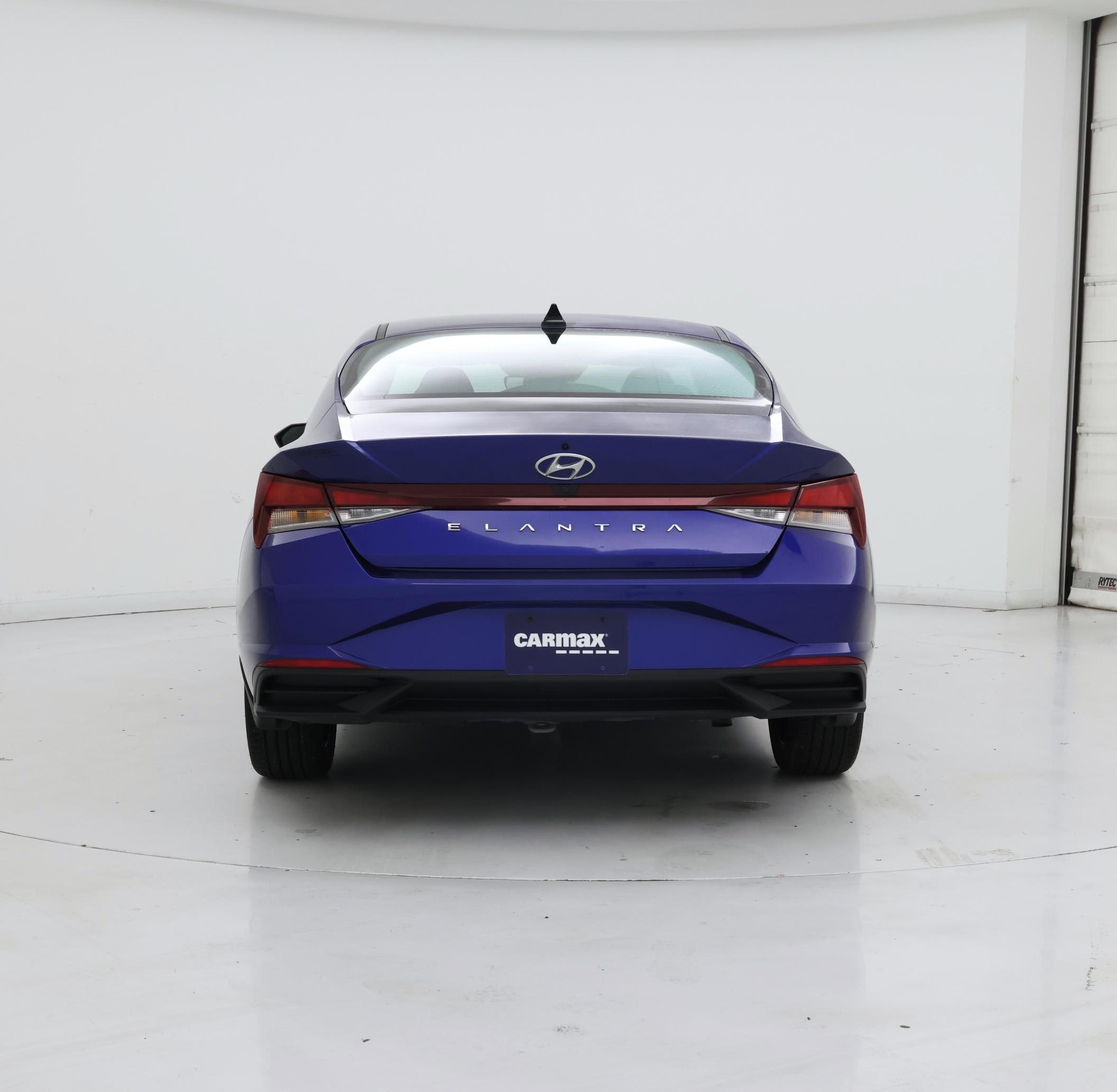Thumbnail: 2023 Hyundai Elantra - 6