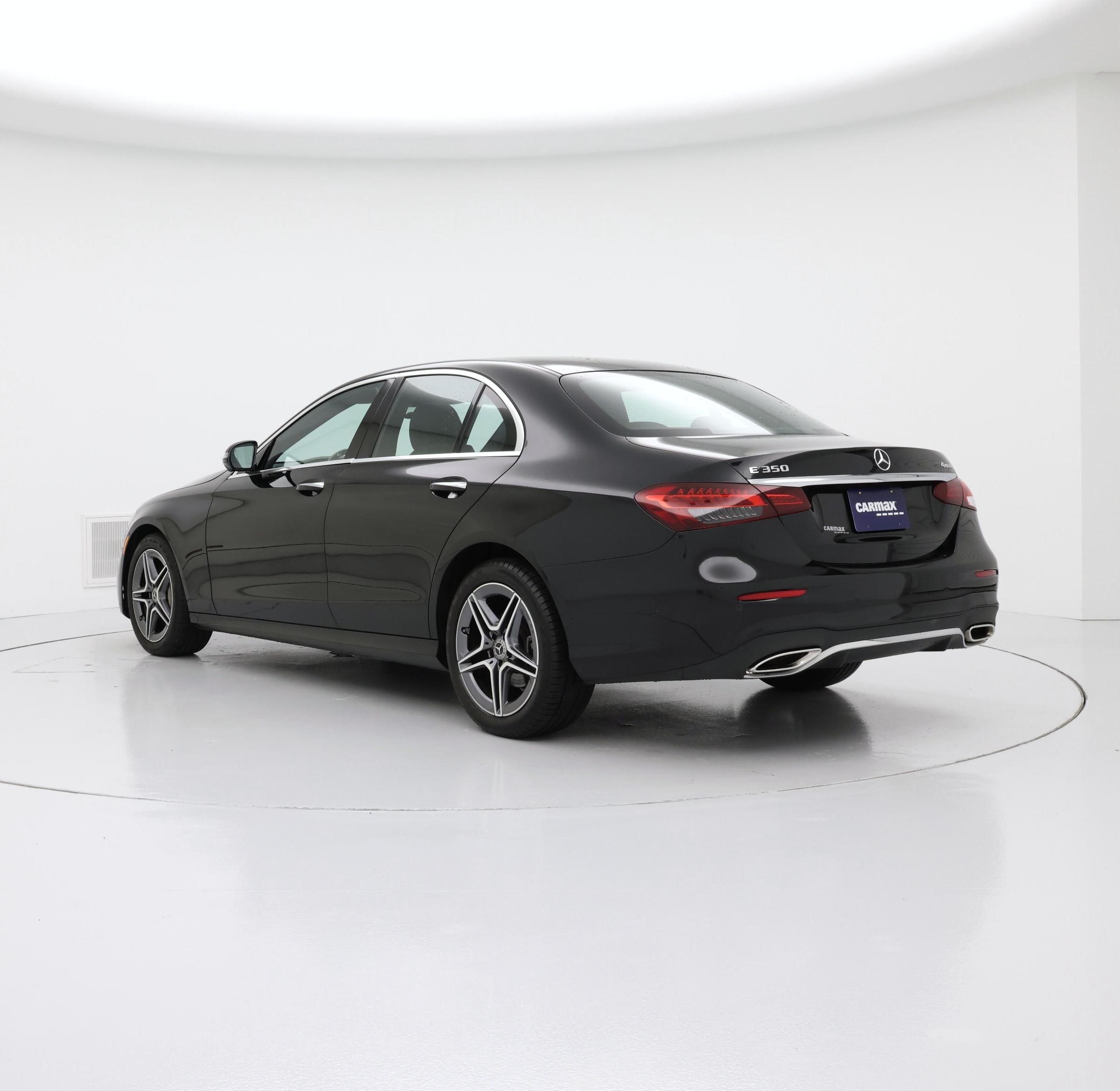 Thumbnail: 2023 Mercedes-Benz E-Class - 2