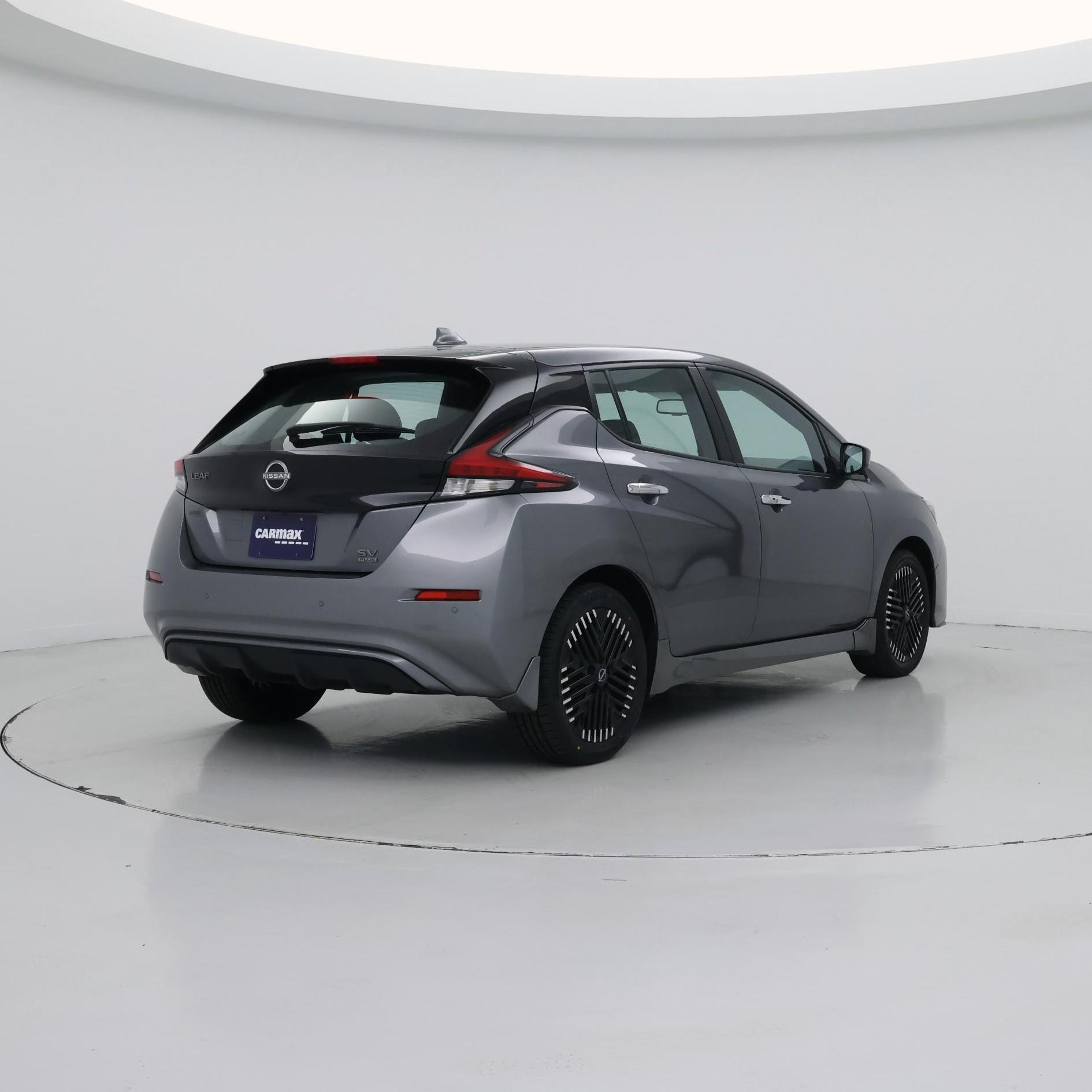 Thumbnail: 2023 Nissan Leaf - 8
