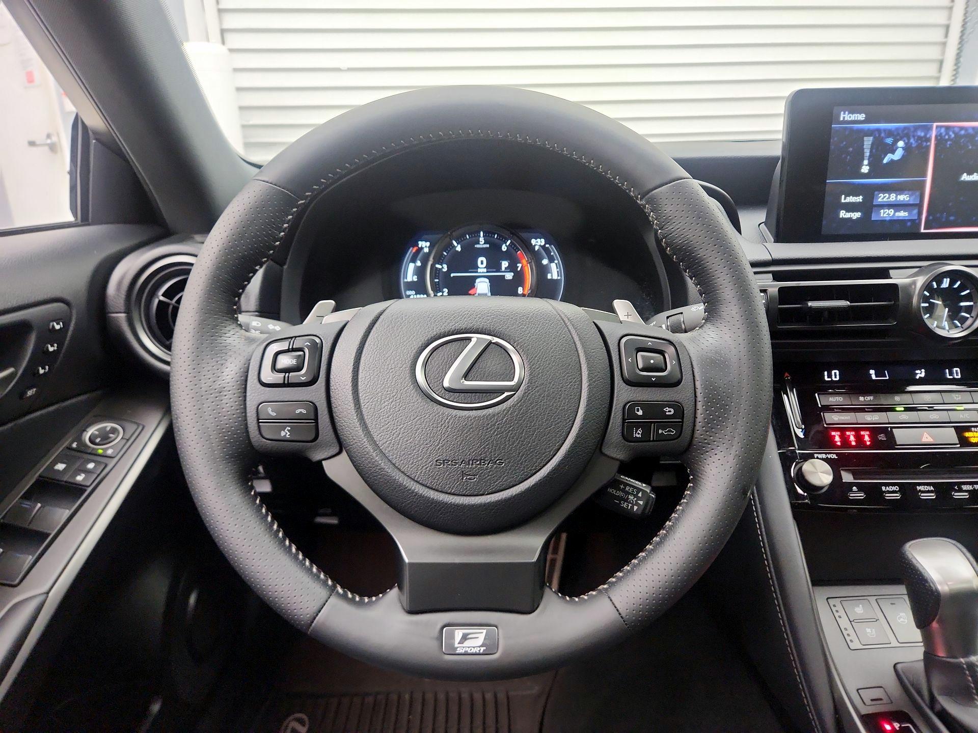 Thumbnail: 2023 Lexus IS - 10