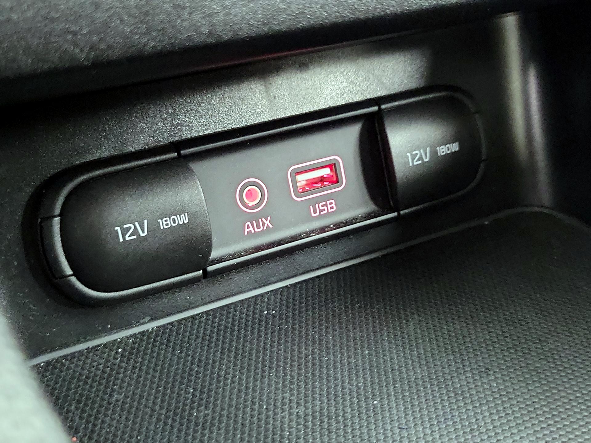 Thumbnail: 2021 Kia Forte - 18