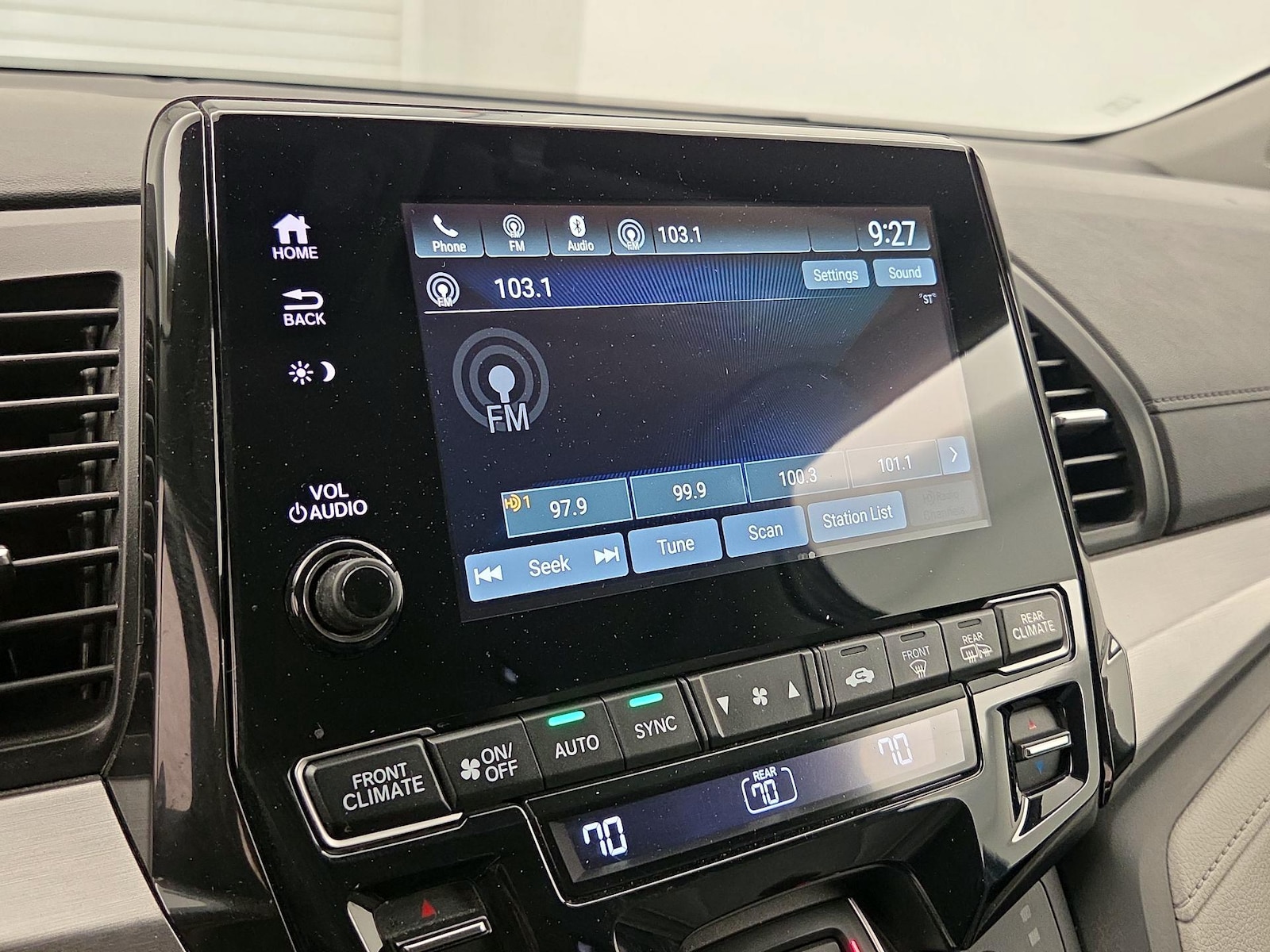 2023 Honda Odyssey EX - Photo 16