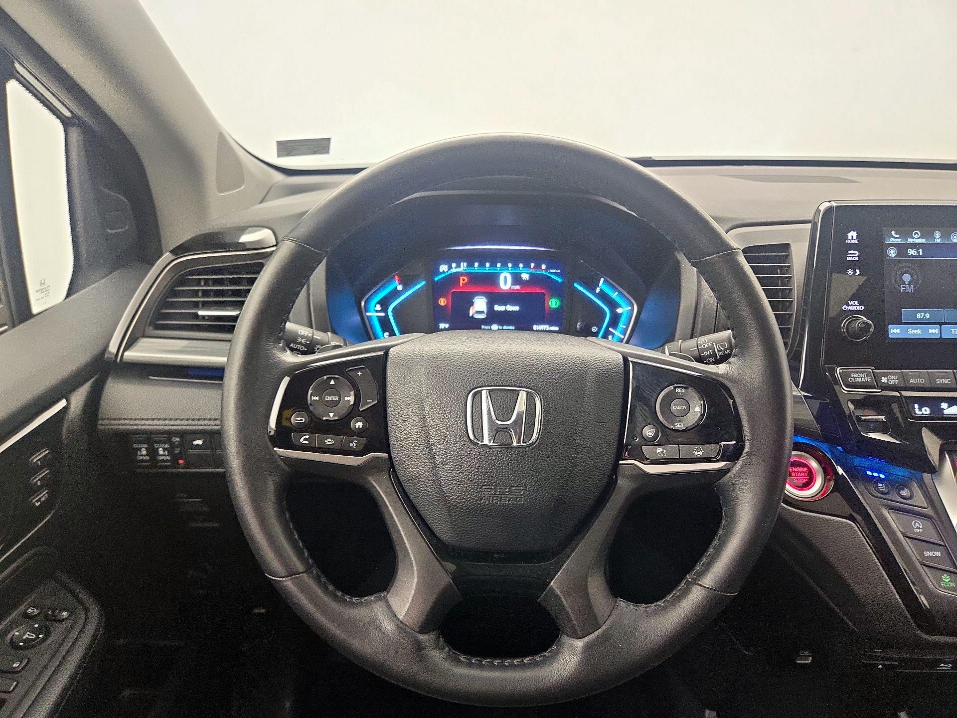 Thumbnail: 2023 Honda Odyssey - 10