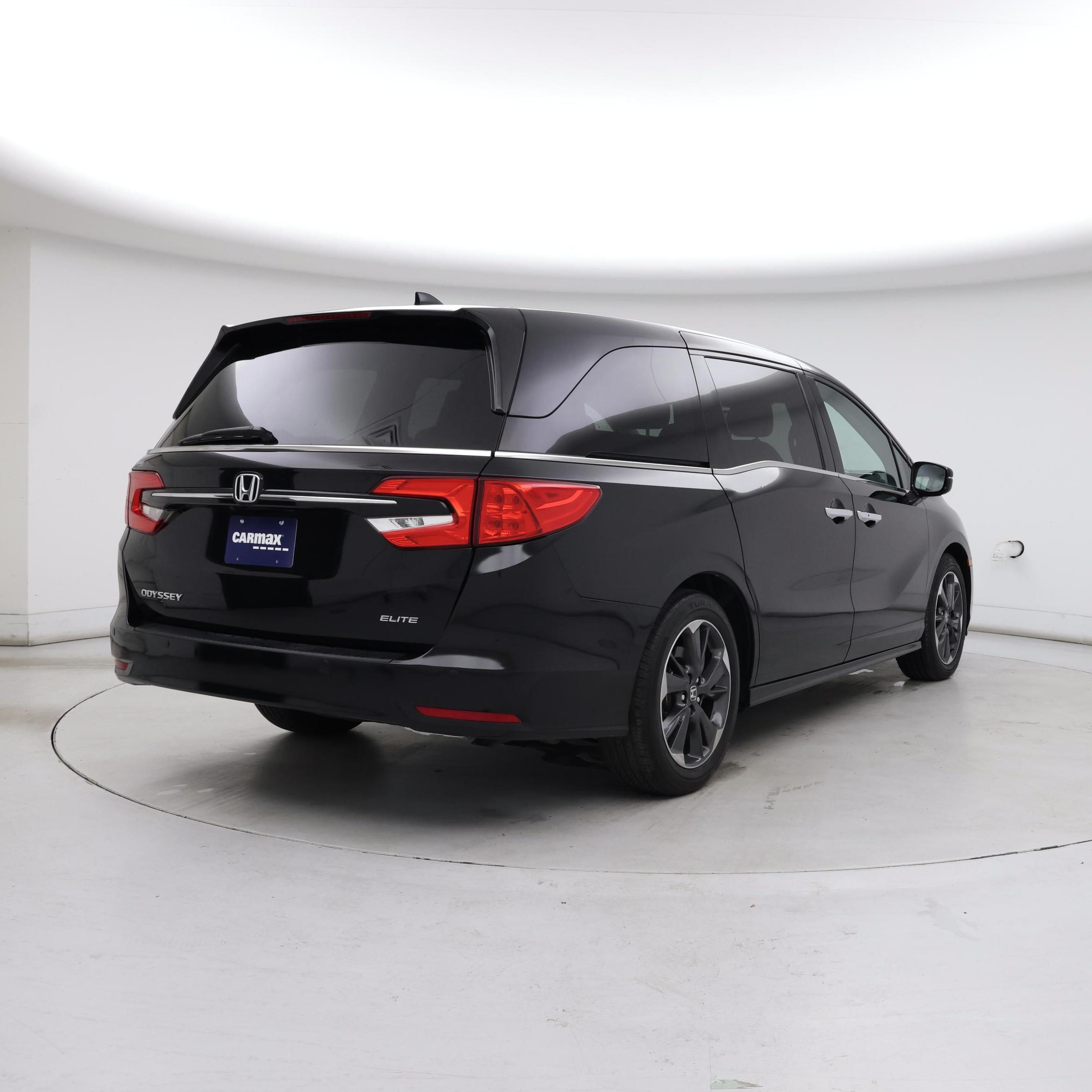 Thumbnail: 2023 Honda Odyssey - 8