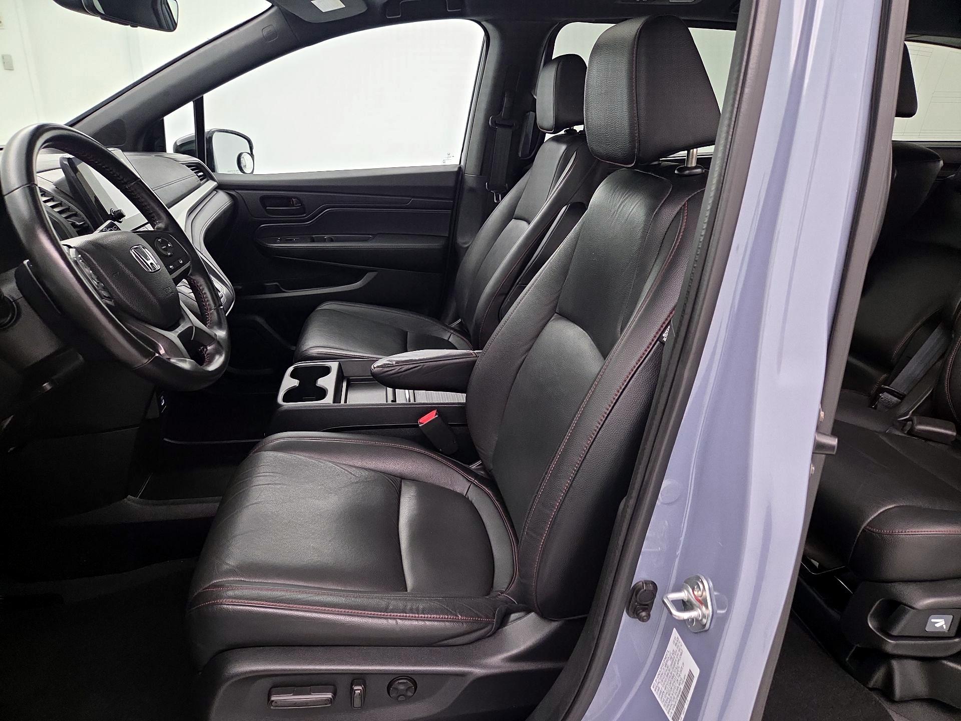Thumbnail: 2023 Honda Odyssey - 11
