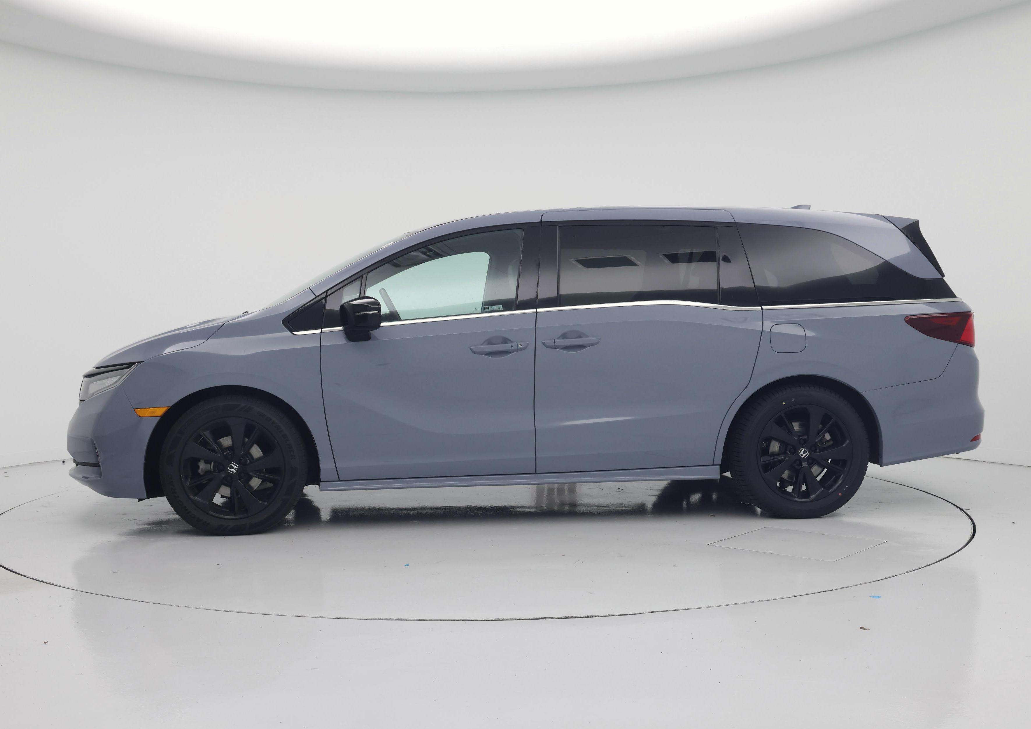 Thumbnail: 2023 Honda Odyssey - 3