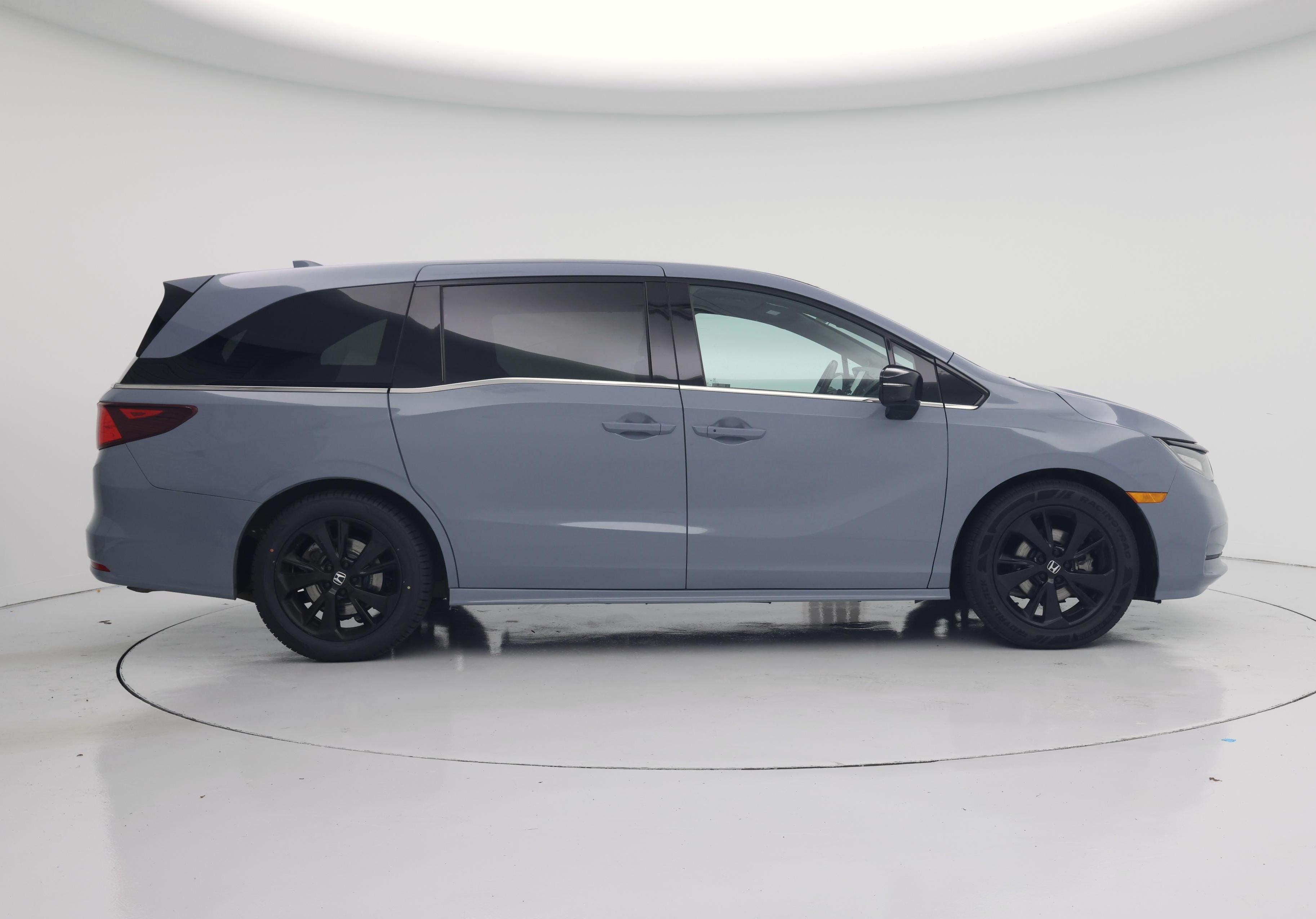 Thumbnail: 2023 Honda Odyssey - 7