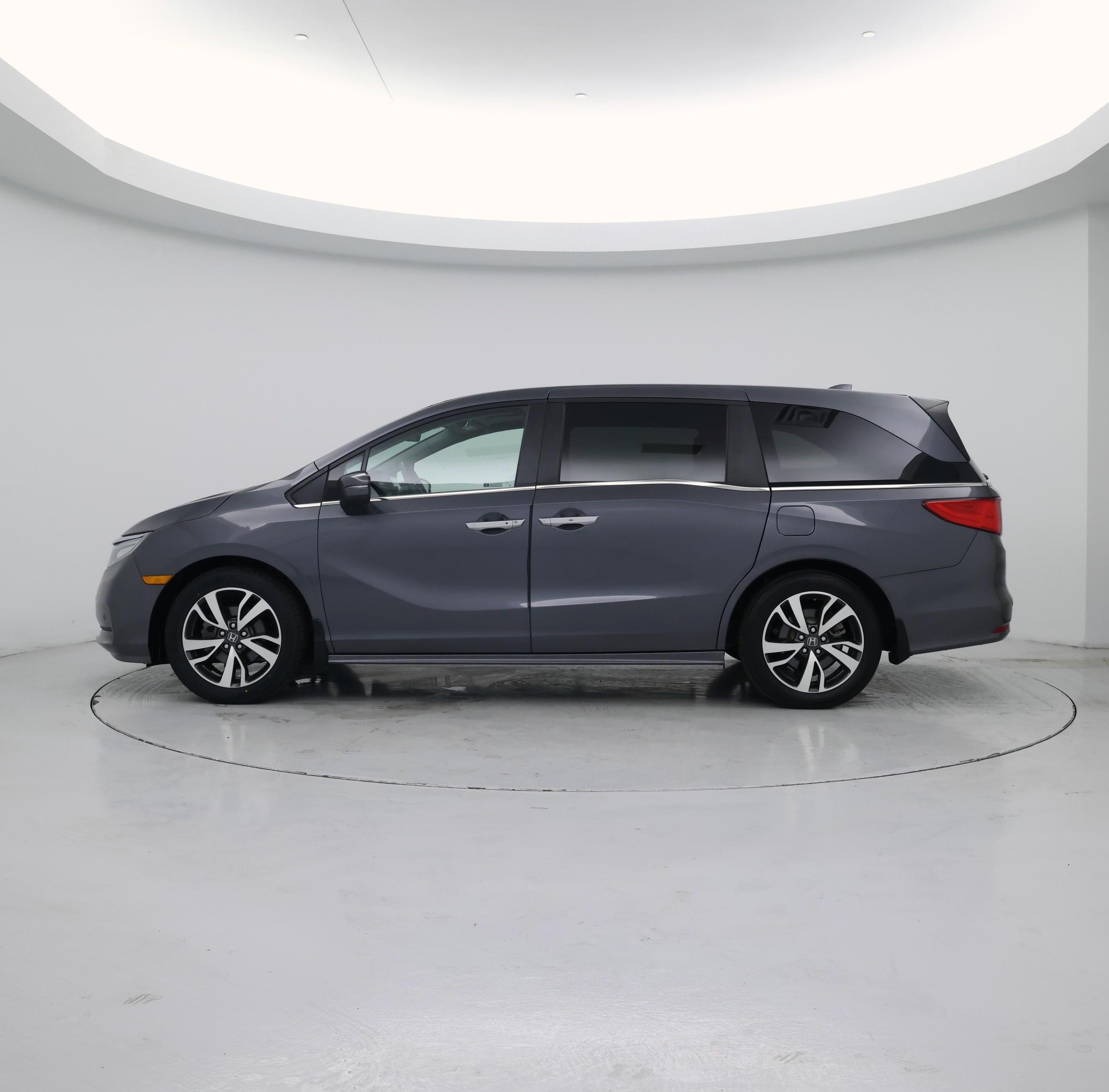 Thumbnail: 2023 Honda Odyssey - 3
