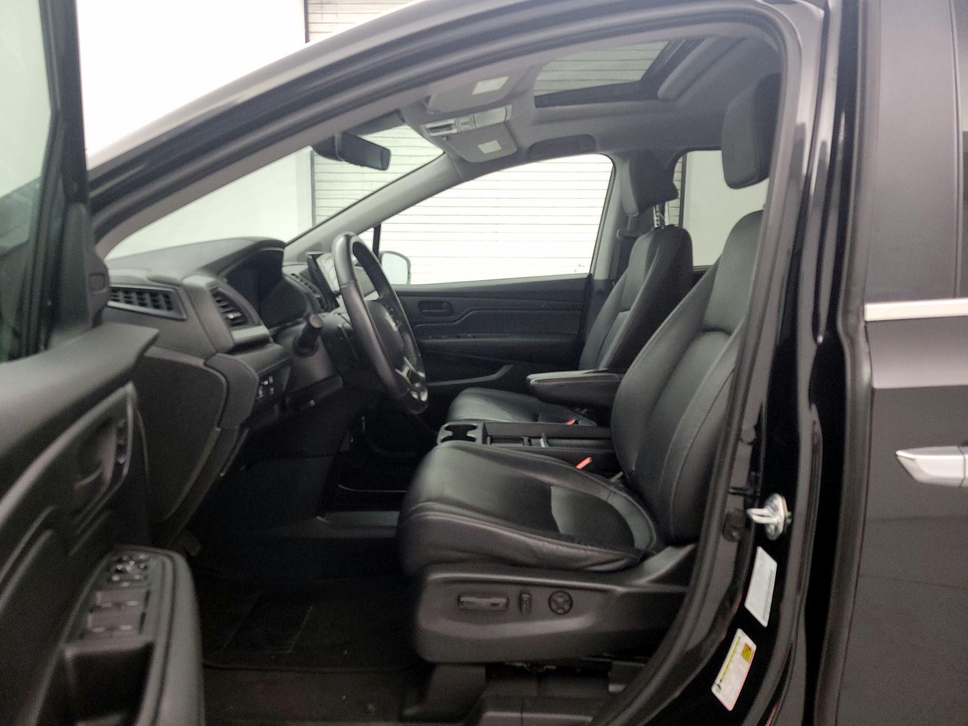 Thumbnail: 2023 Honda Odyssey - 11