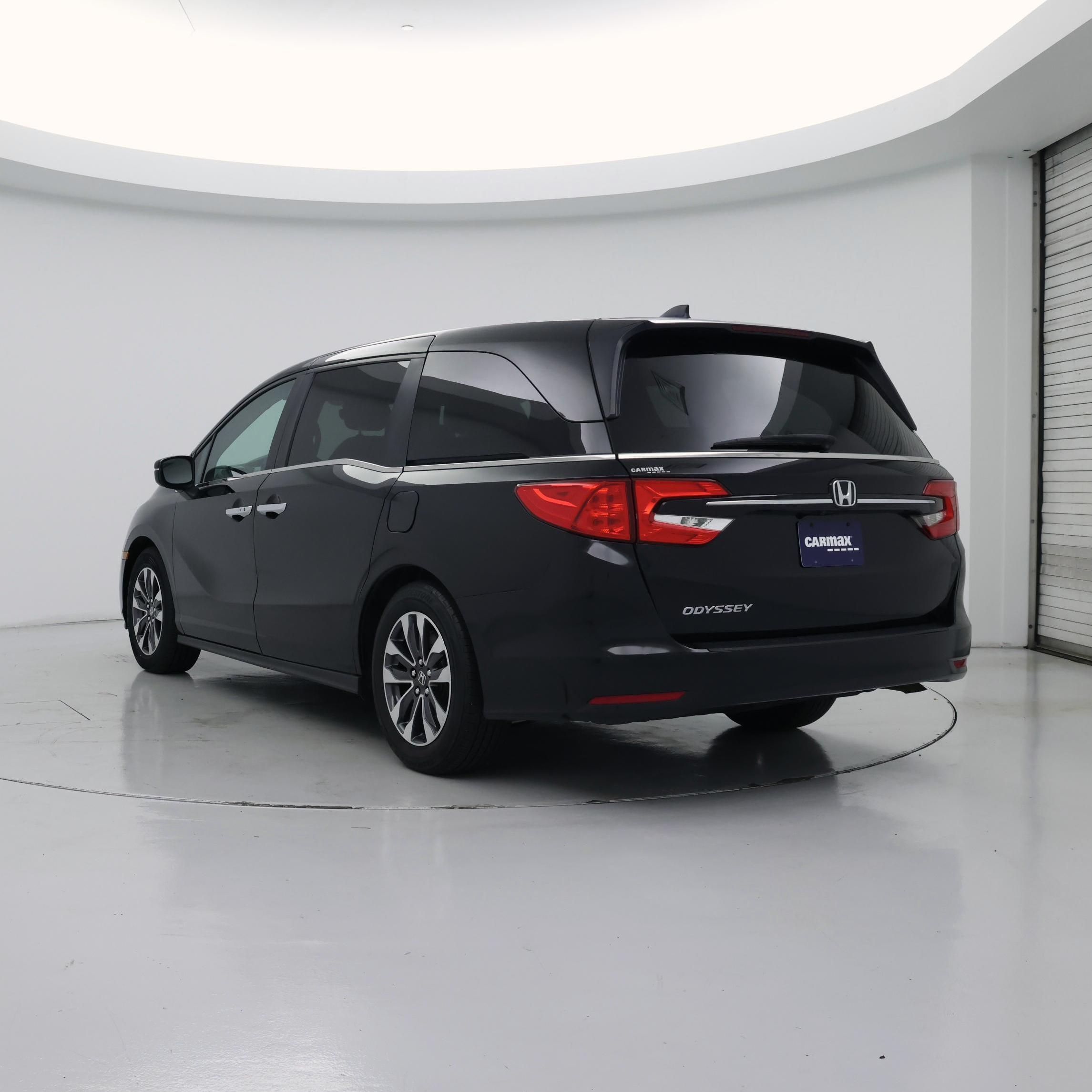 Thumbnail: 2023 Honda Odyssey - 2