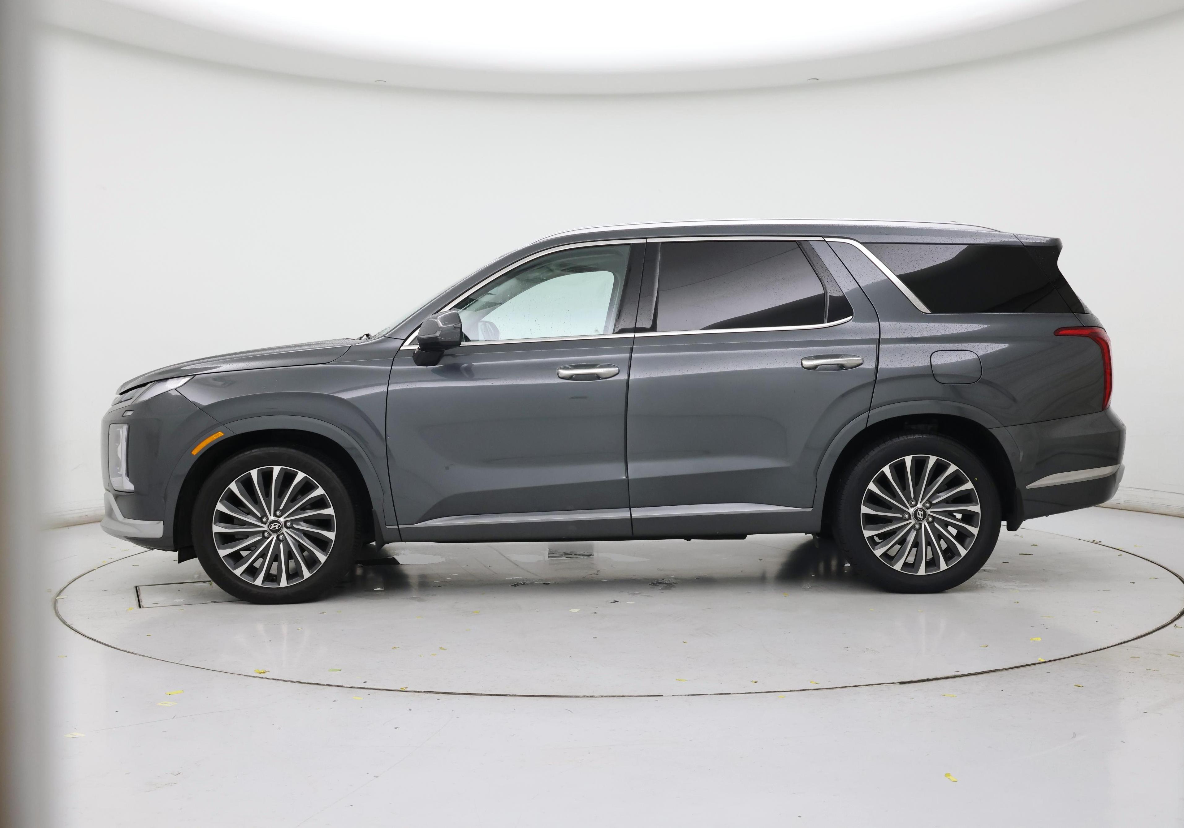 Thumbnail: 2023 Hyundai Palisade - 3